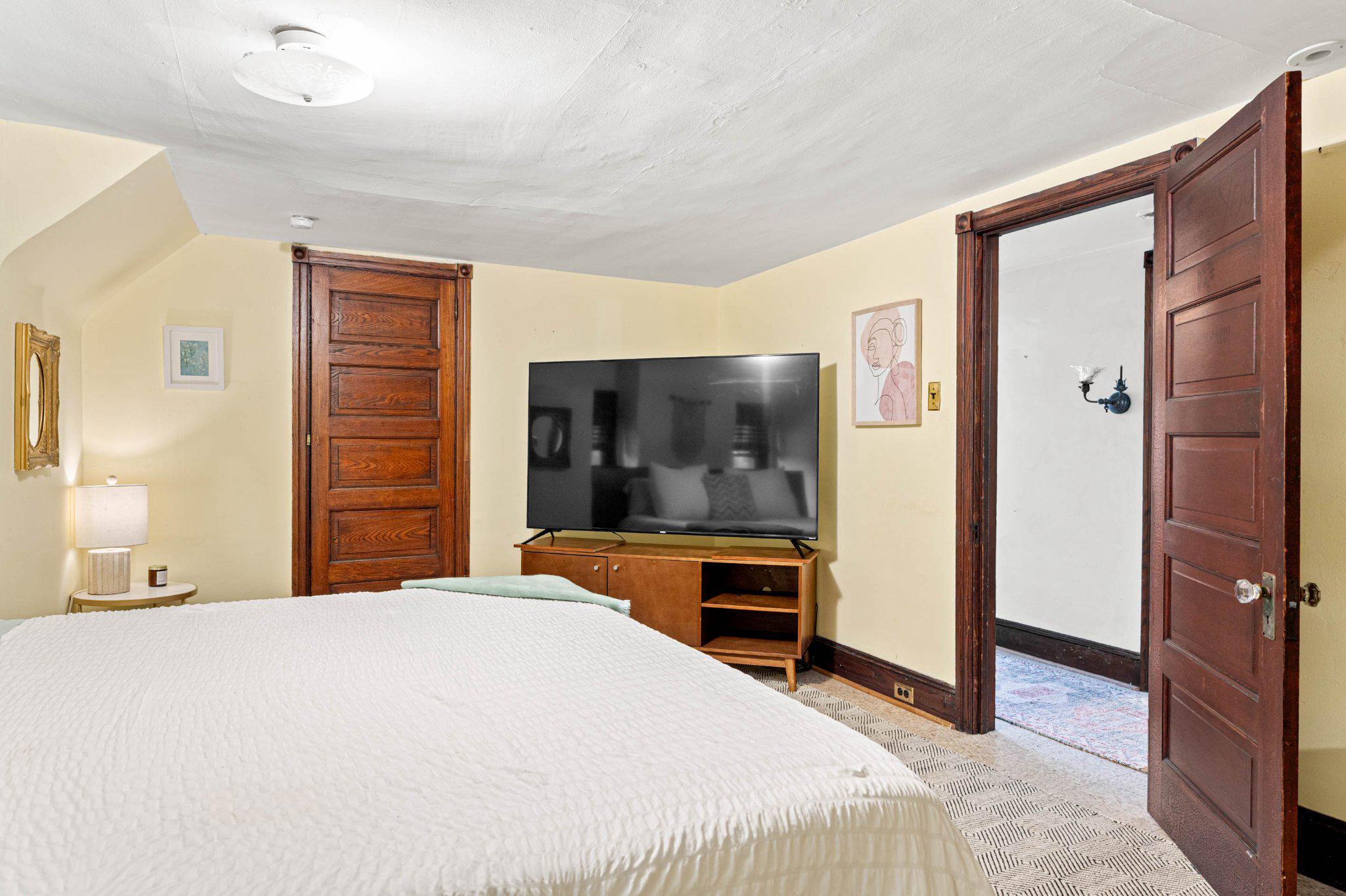 ELKINS PARK - Residential