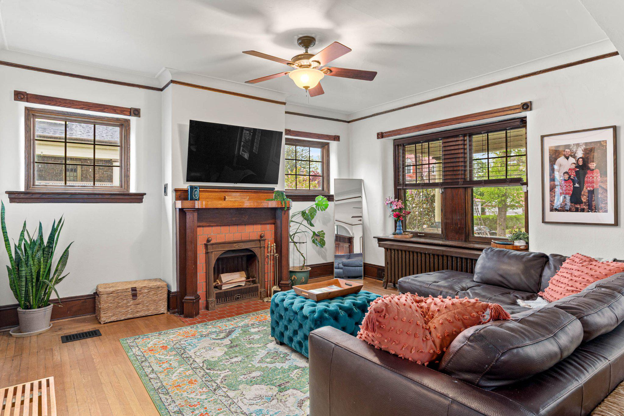 ELKINS PARK - Residential