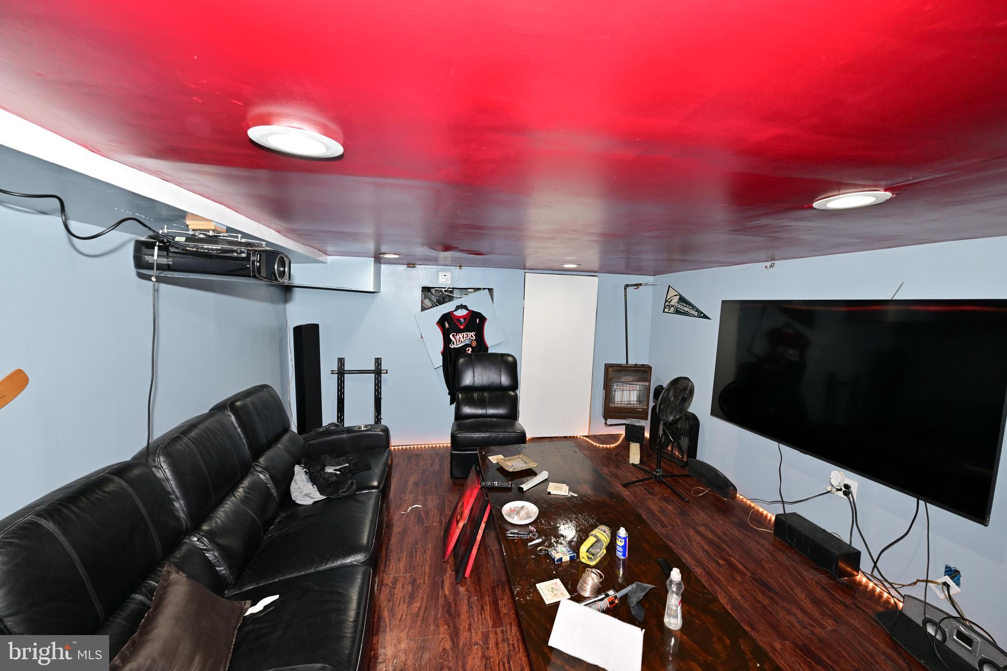 GERMANTOWN (EAST) - Residential