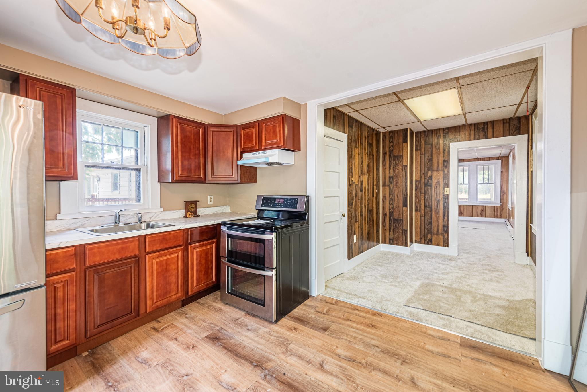 PARKVILLE - Residential Lease