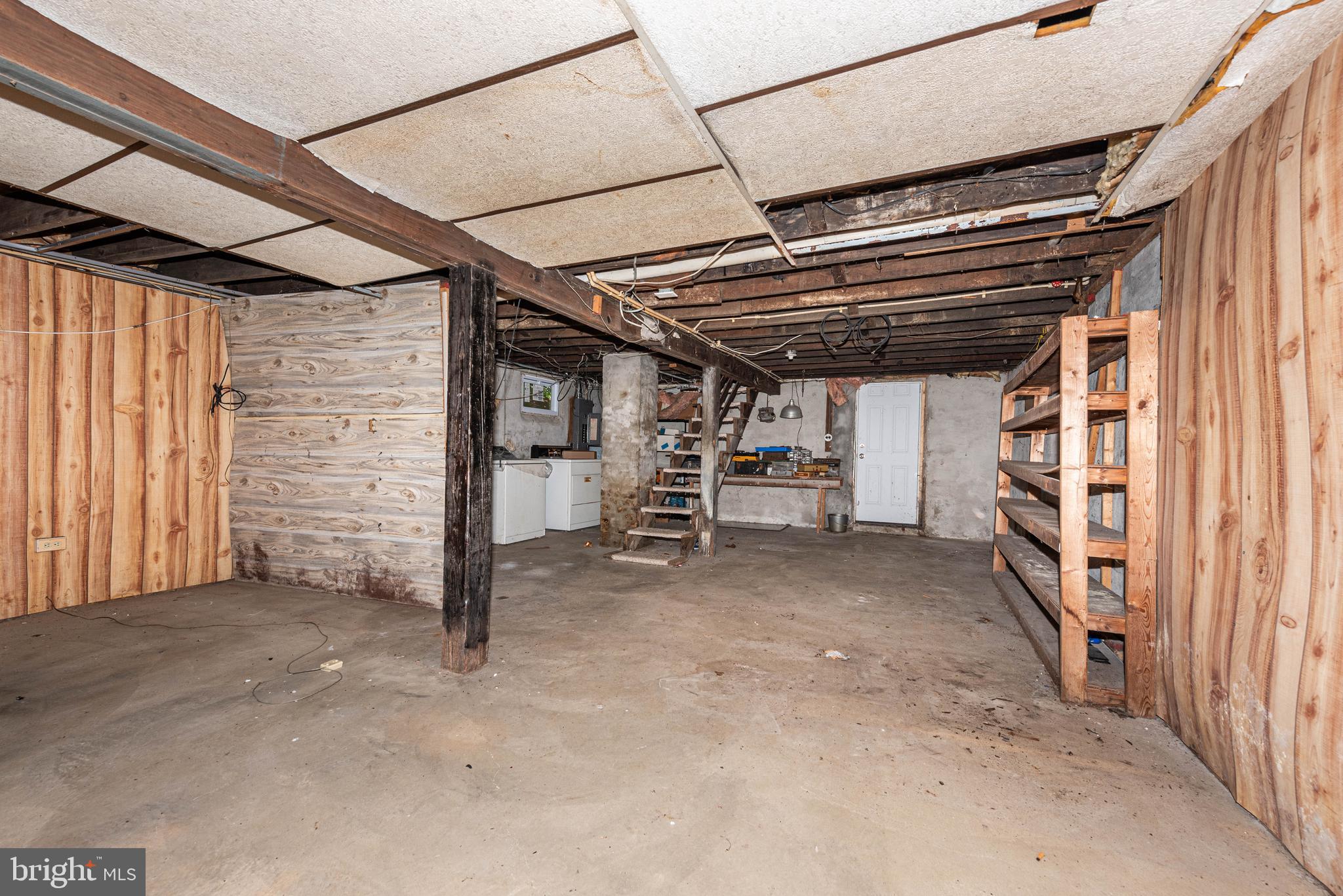 PARKVILLE - Residential Lease