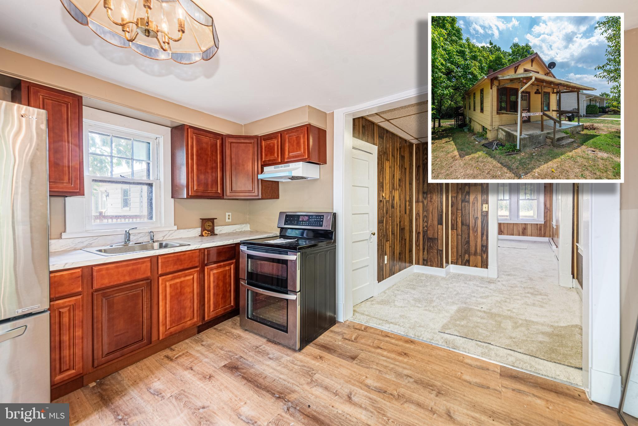 PARKVILLE - Residential Lease