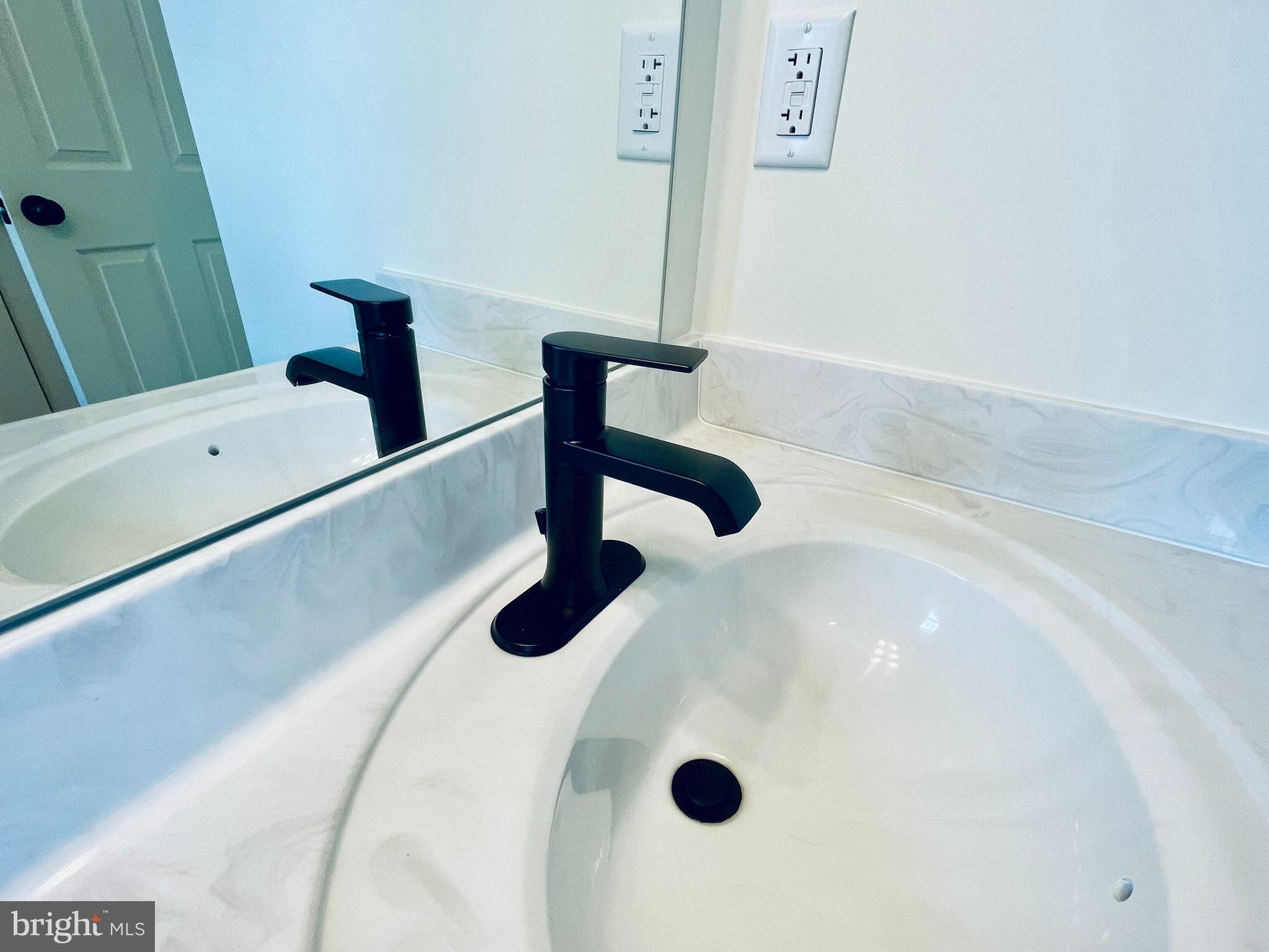 MEADOW LANE FARMS - Residential