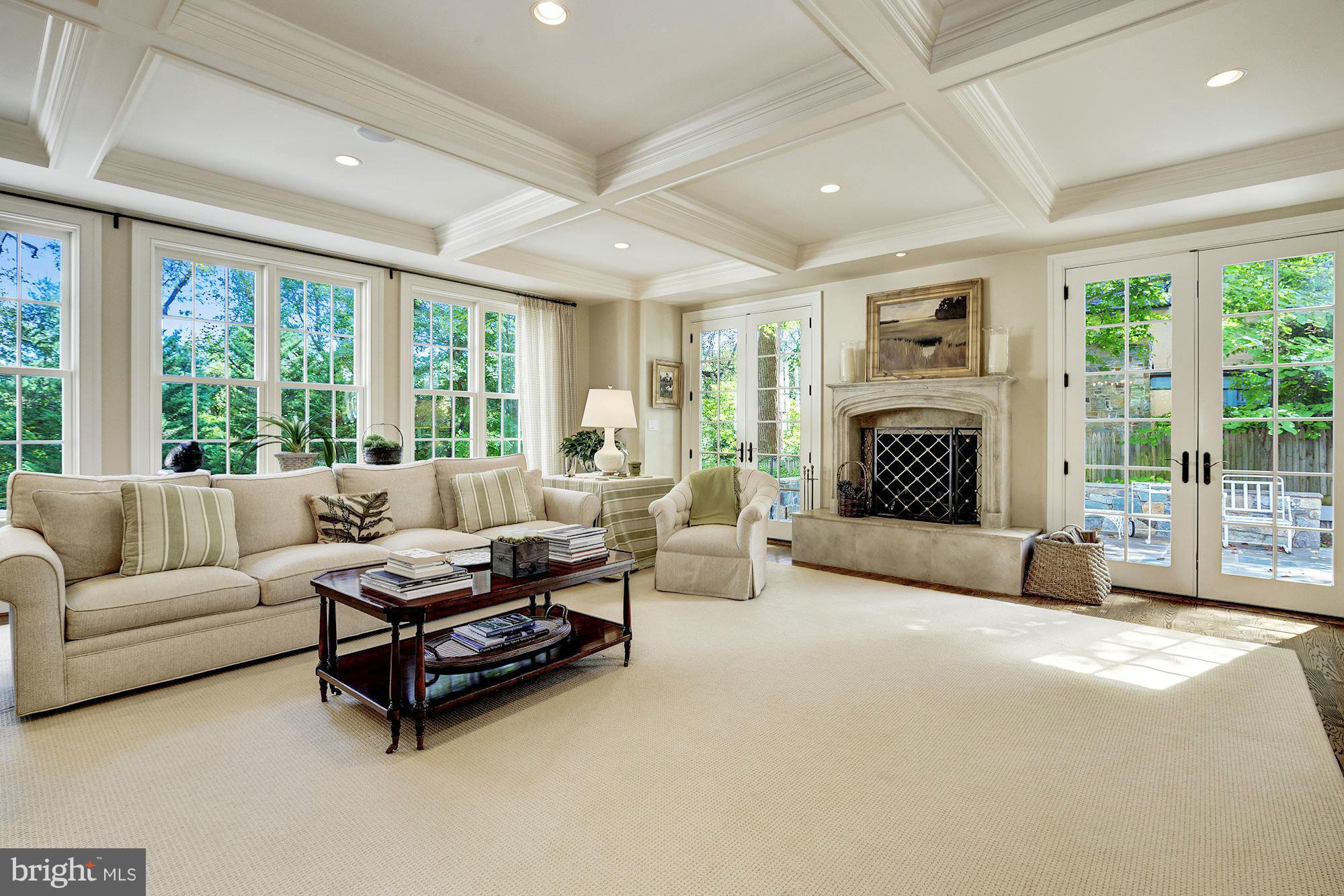 KENWOOD - Residential