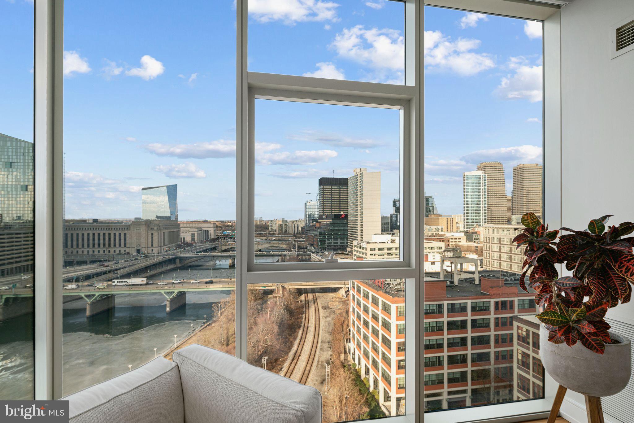 FITLER SQUARE - Residential