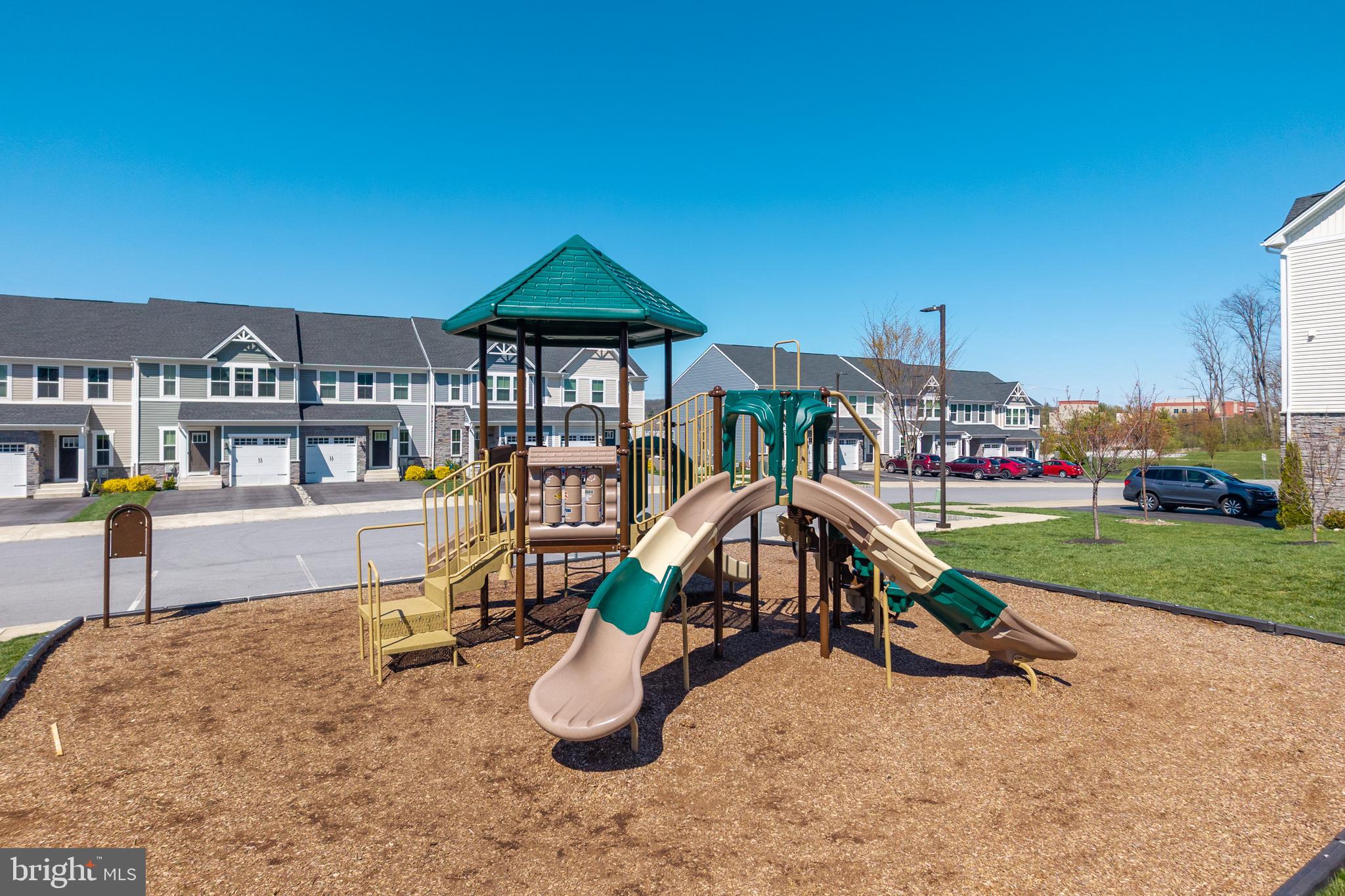 HIGHPOINT AT DOWNINGTOWN - Residential