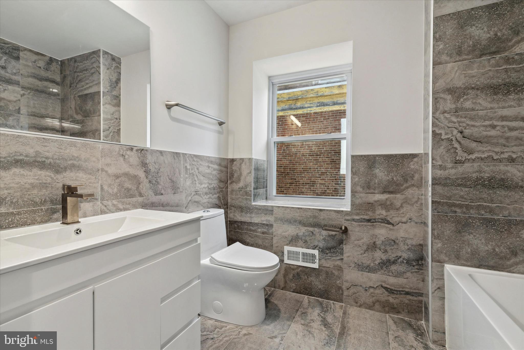 GERMANTOWN - Residential Lease