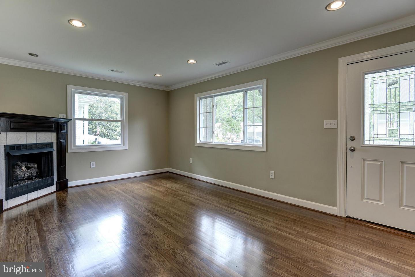 MARUMSCO WOODS - Residential Lease