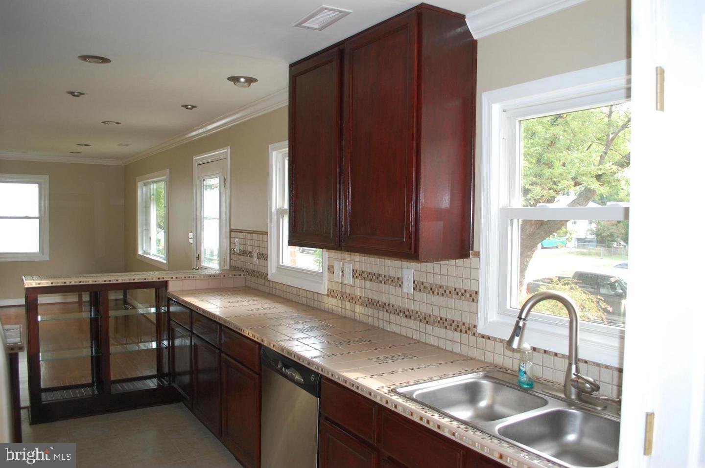 MARUMSCO WOODS - Residential Lease