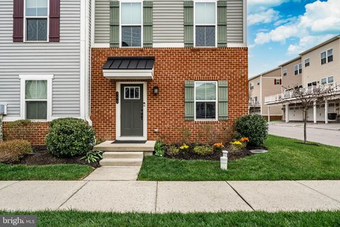 Townhouse For Sale - 300 Blue Welsh Street<br/> MALVERN, PA 19355