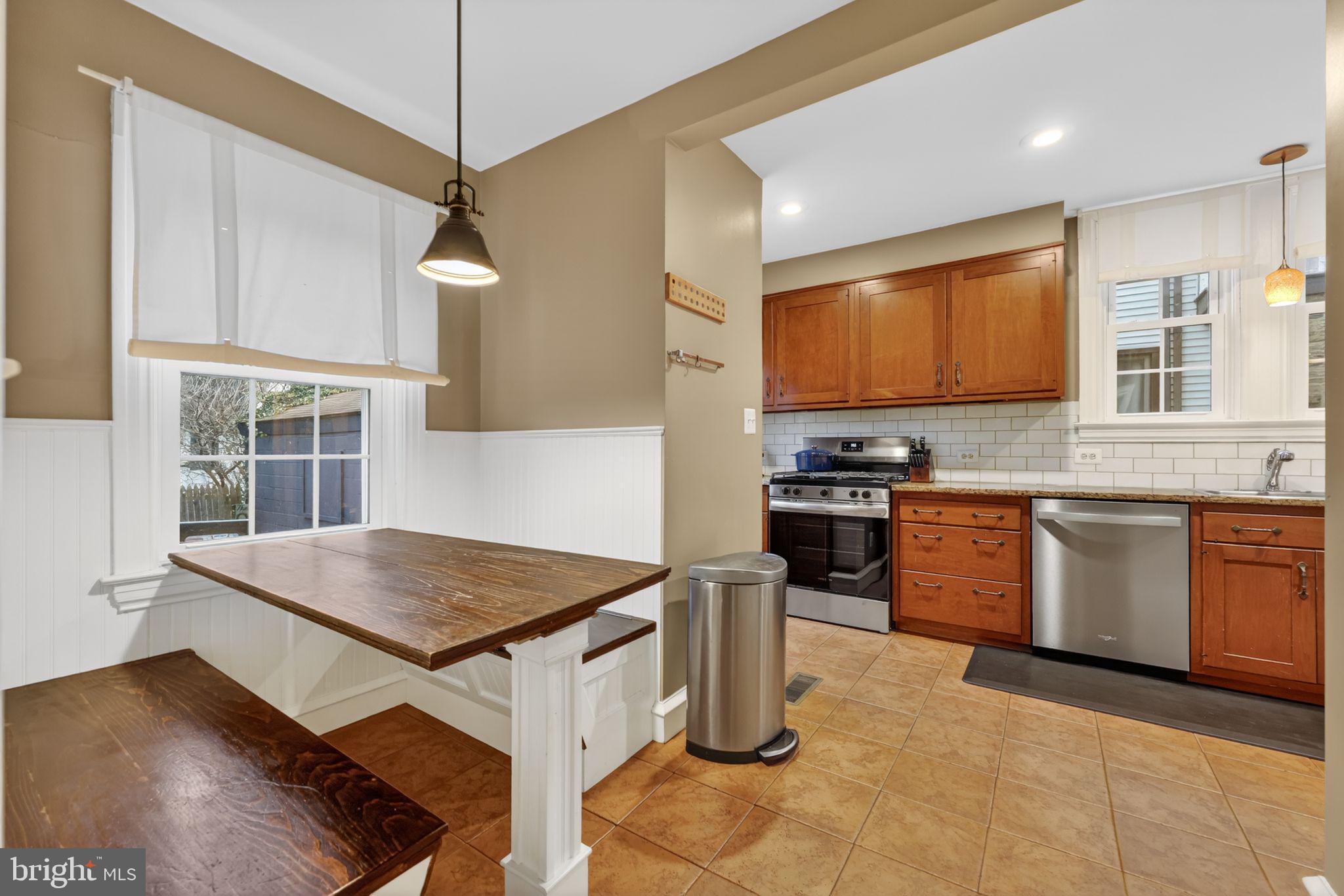 DREXEL PLAZA - Residential