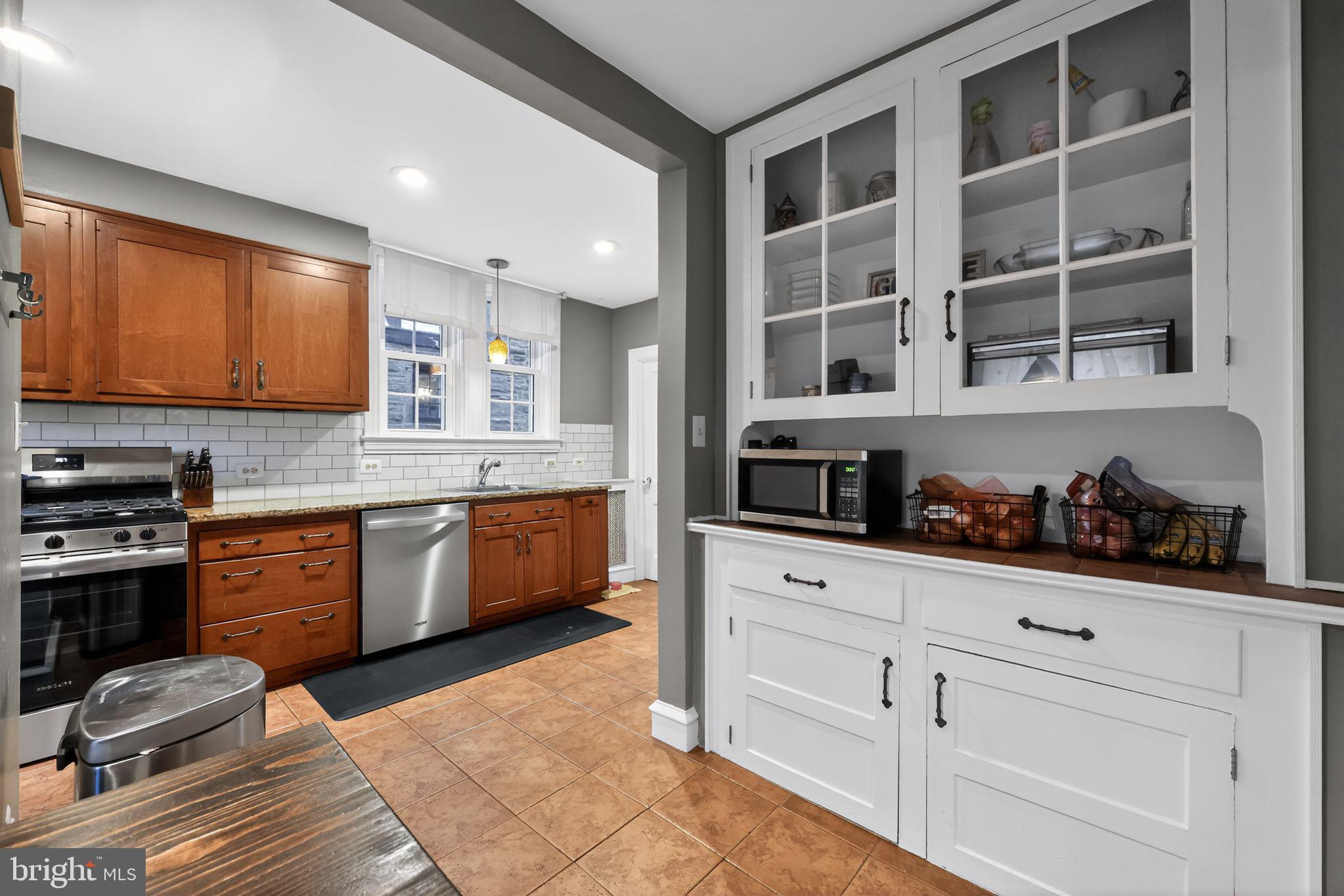 DREXEL PLAZA - Residential