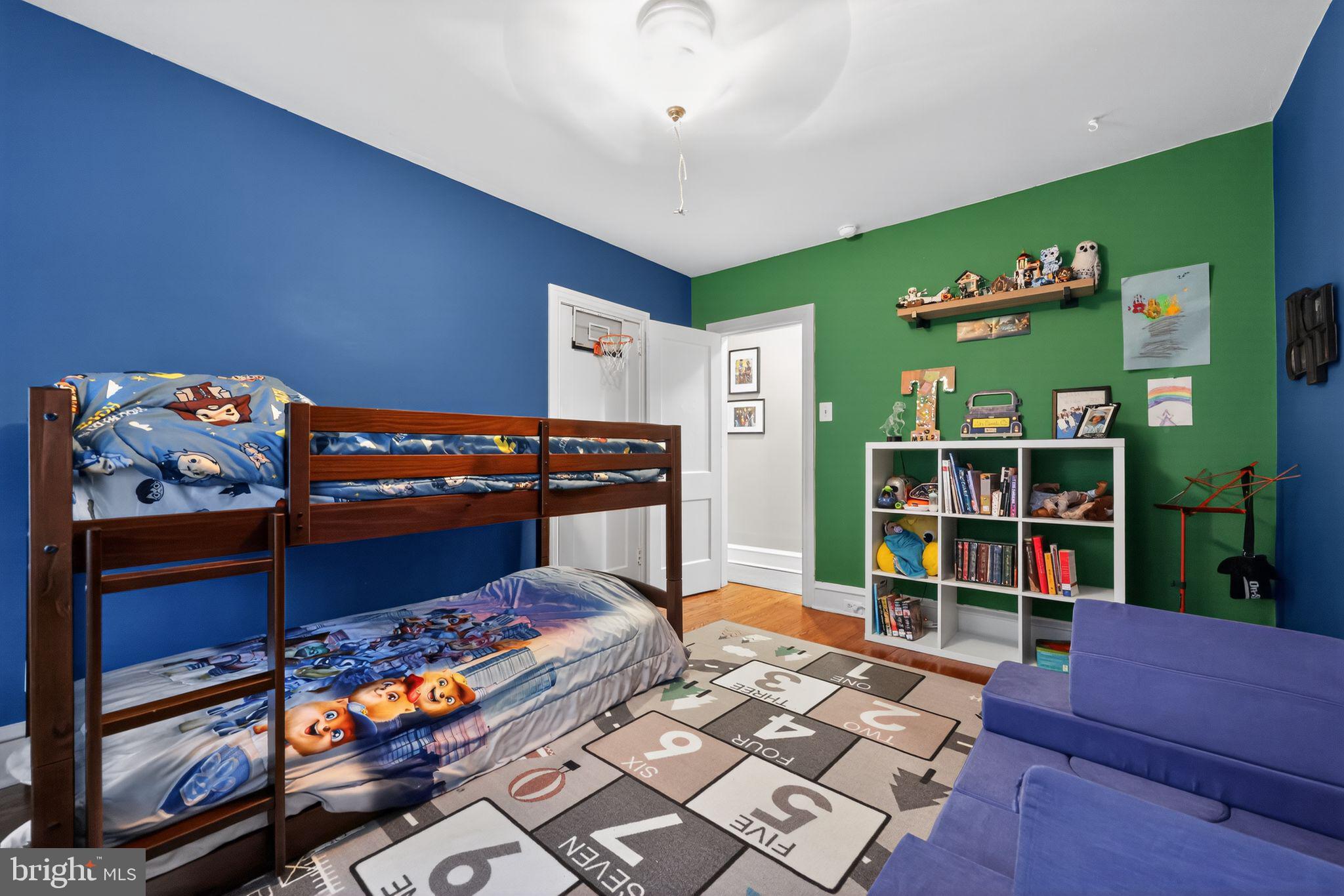 DREXEL PLAZA - Residential