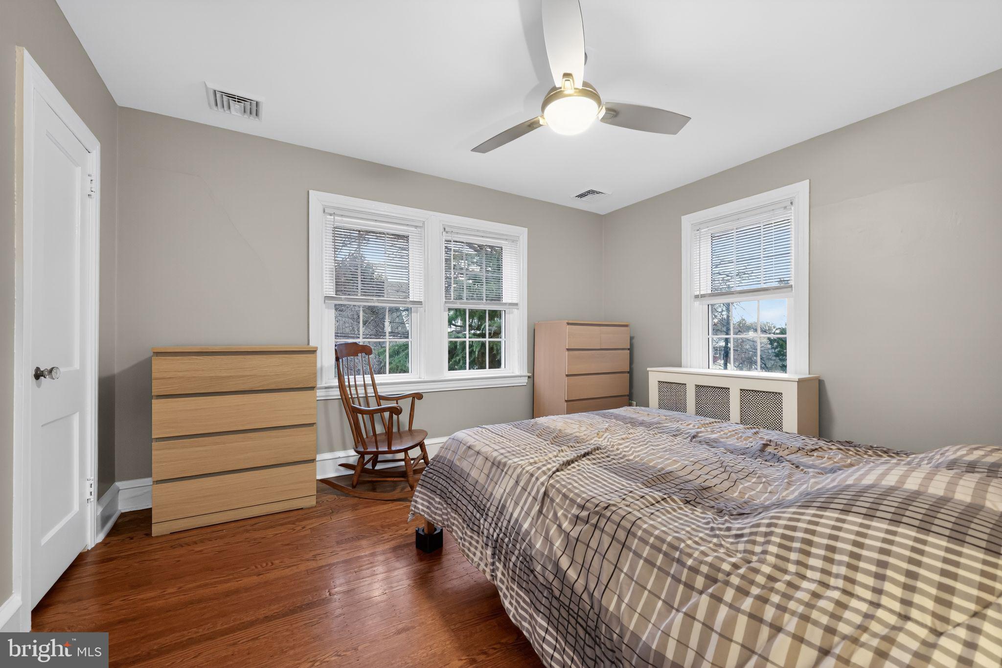 DREXEL PLAZA - Residential