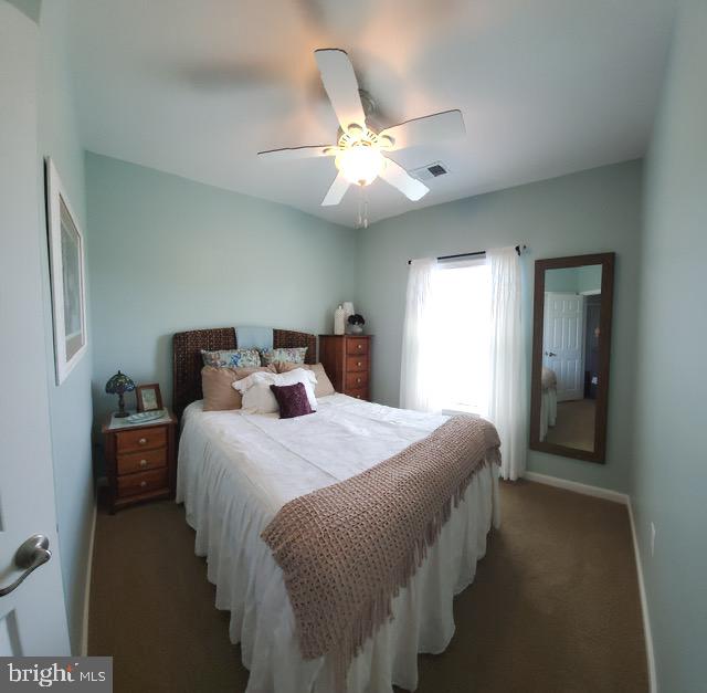 ESTATES AT ELK RUN - Residential Lease