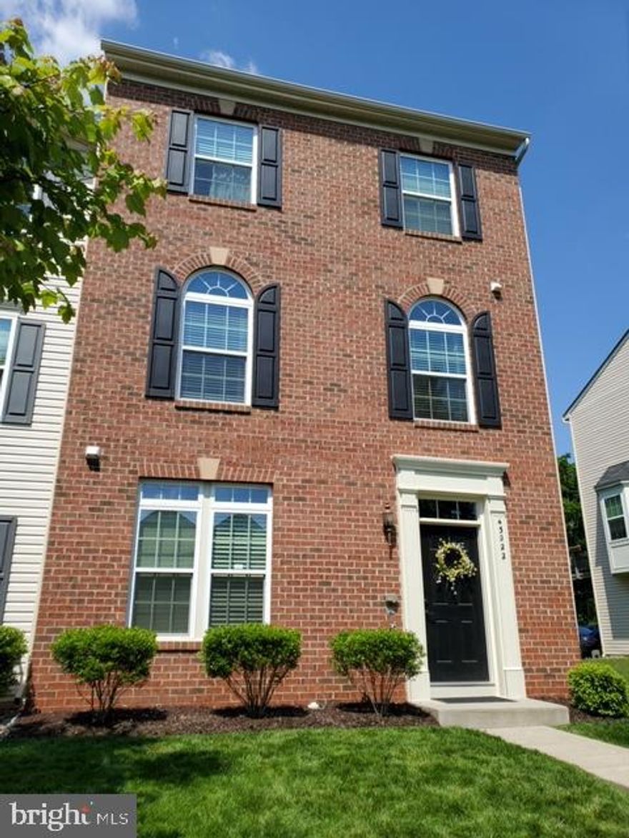 Great townhome in popular South Riding, open design, large island in the kitchen,  stainless steel appliances, hardwood floors, gas fireplace in the family room, neutral decor, move-in ready!! Three bedrooms on the upper level, 2 nicely appointed full baths, main level powder room, Hardwood flooring throughout the main level, large family room with gas burning fireplace,  upscale kitchen, with Maple cabinets, granite countertops, spacious island, upscale stainless steel appliances, and a gorgeous and spacious Trex Deck, 2 car rear load garage, office in lower level with laundry and access to the garage, backs to trees! Enjoy all the South Riding amenities, multiple pools, trails, tot lots, Ball courts, and local shopping, restaurants, healthcare, schools and more. No pets please.  Lawn mowing and internet, and pest service included, EV charger in the garage!! Owner looking for 24 month lease.