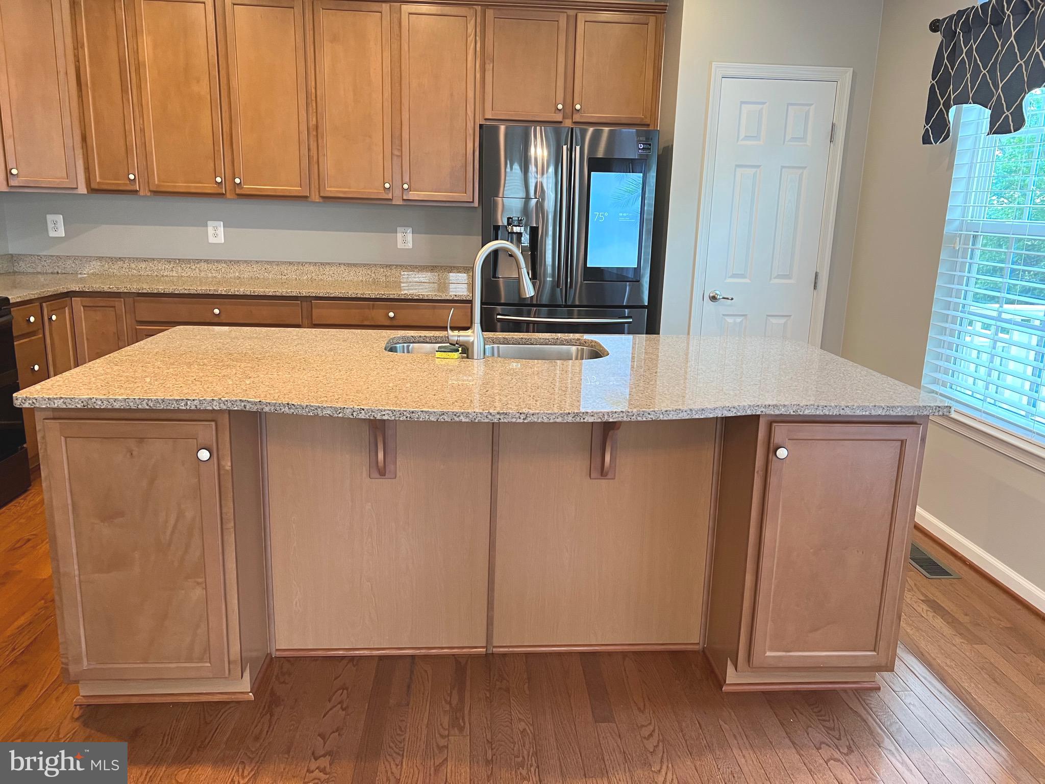 ESTATES AT ELK RUN - Residential Lease