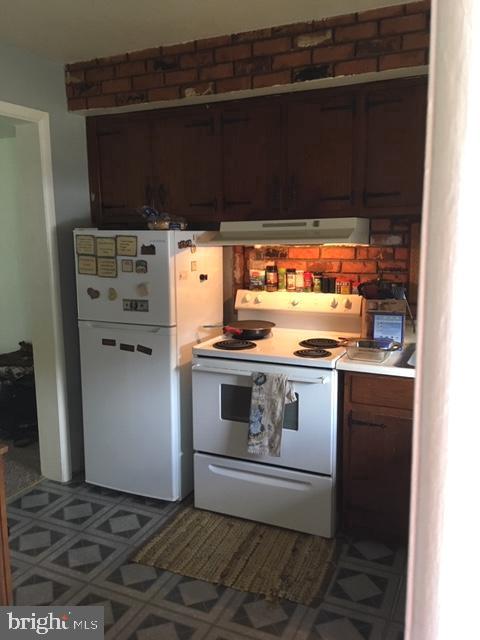 COLONY PARK - Residential