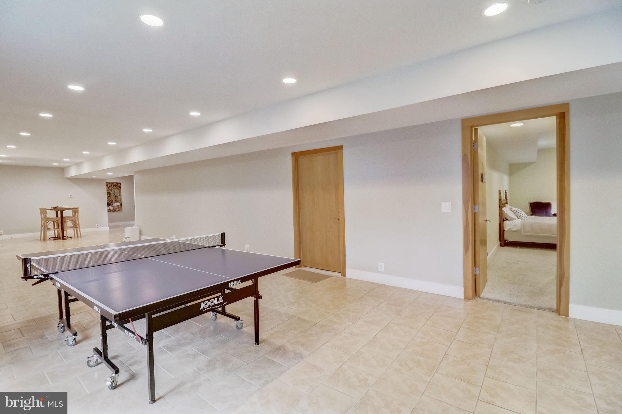 CHESTERBROOK - Residential