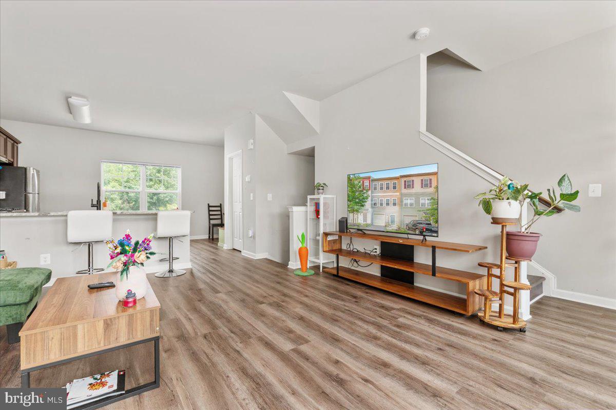 SNOWDEN BRIDGE - Residential Lease