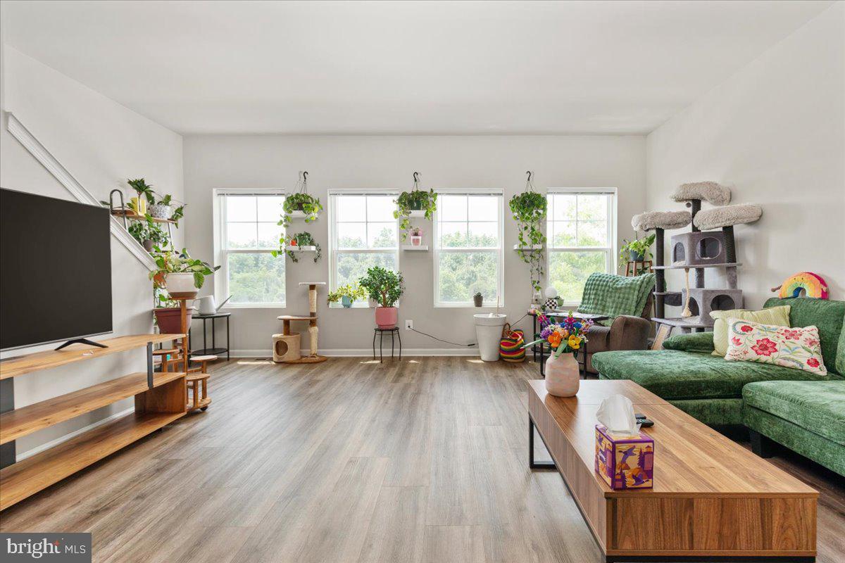 SNOWDEN BRIDGE - Residential Lease