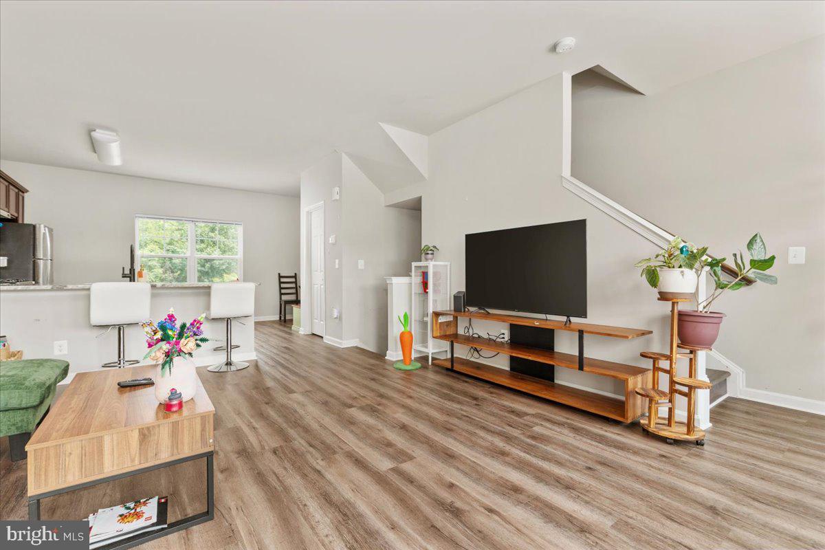 SNOWDEN BRIDGE - Residential Lease