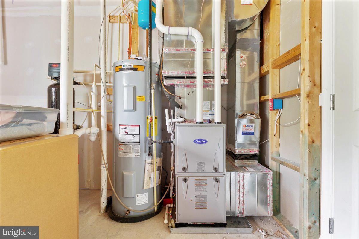 SNOWDEN BRIDGE - Residential Lease