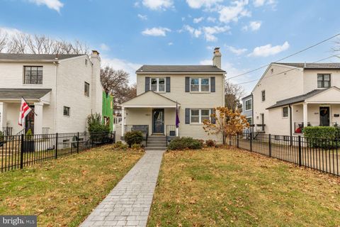 4823 YUMA STREET NW WASHINGTON DC 20016