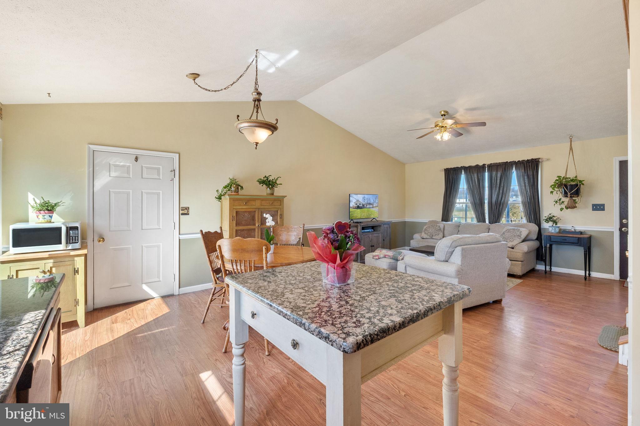 BRIAR RUN - Residential