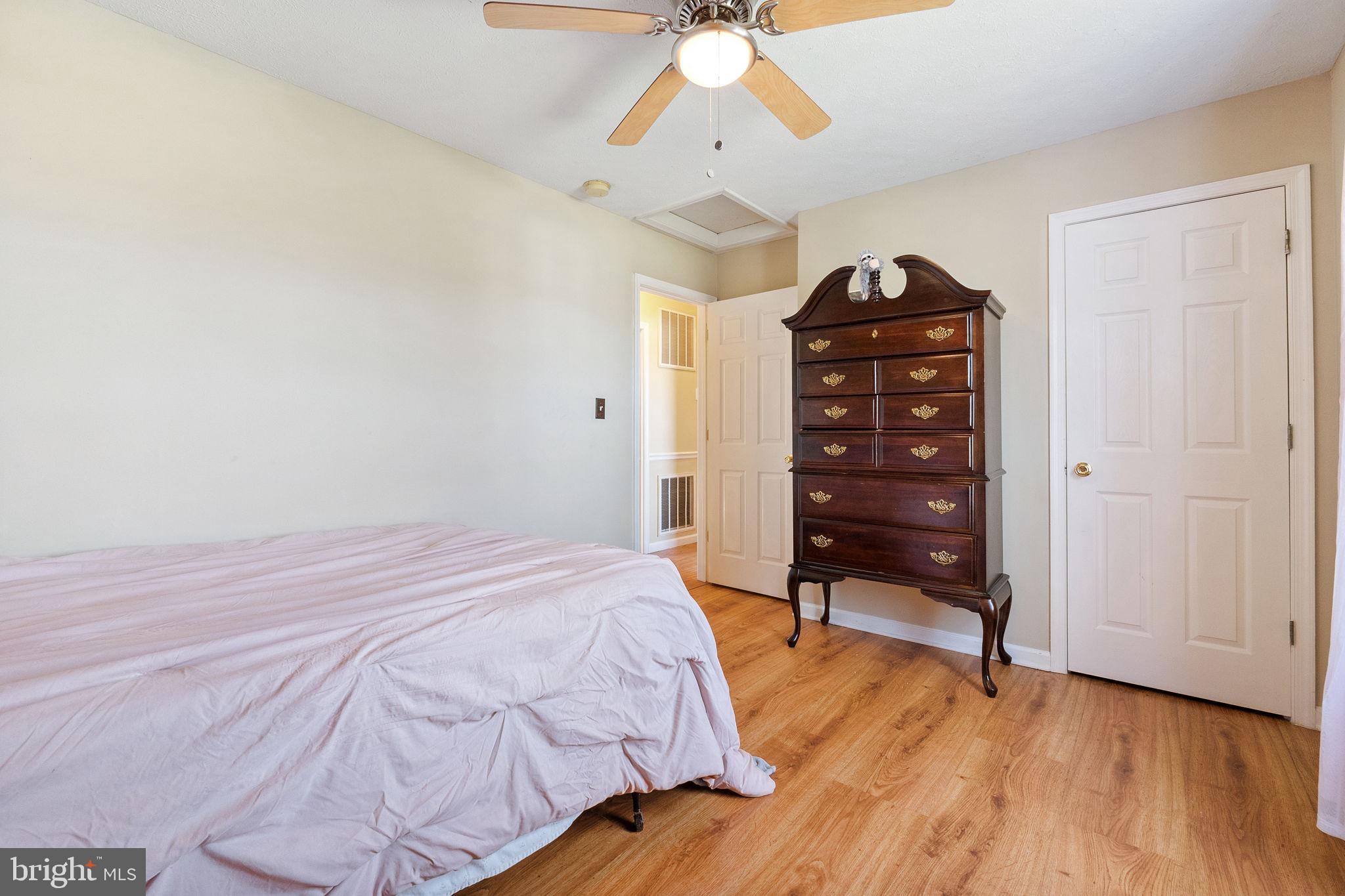 BRIAR RUN - Residential