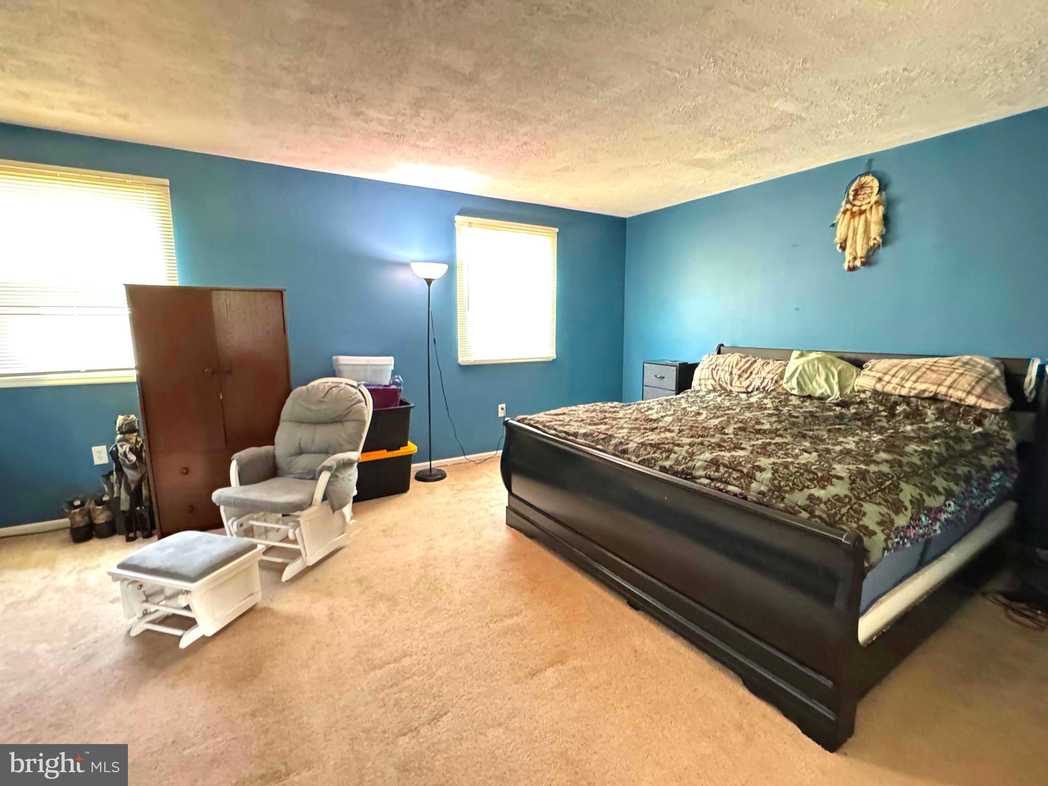 ELVERSON - Residential