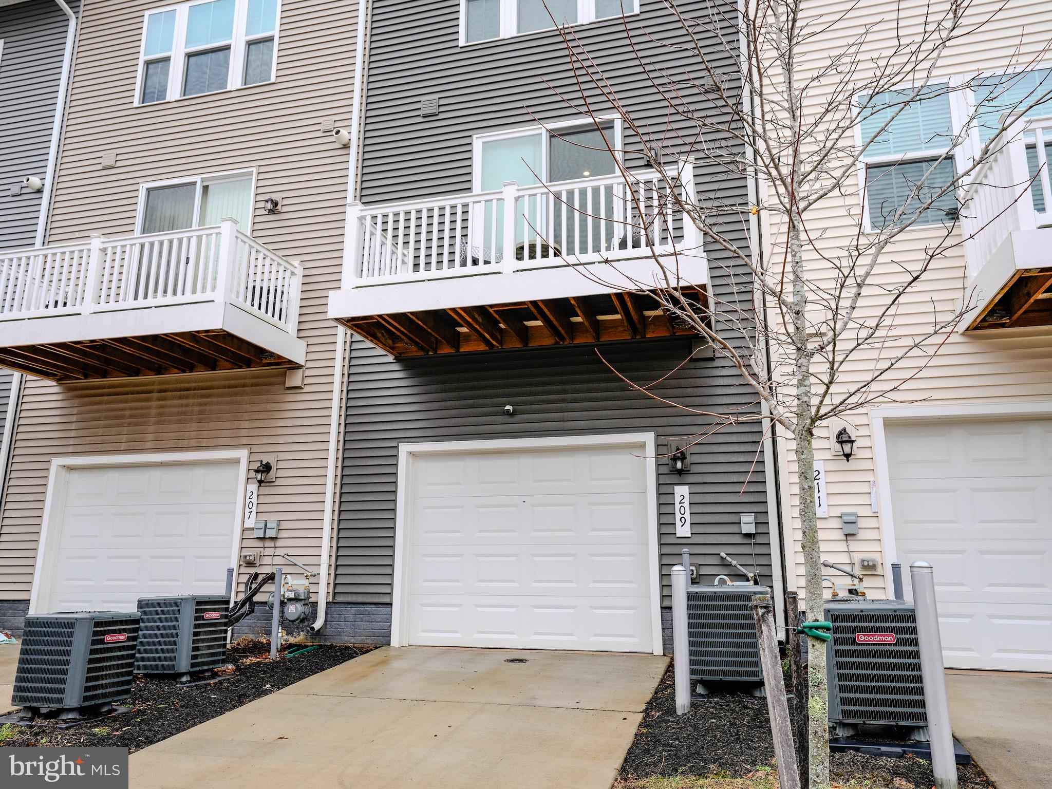 SUMMERFIELD AT MORGAN ST - Residential Lease