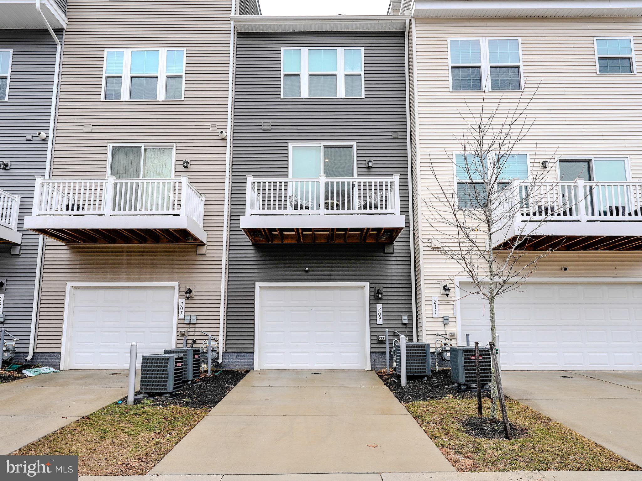 SUMMERFIELD AT MORGAN ST - Residential Lease