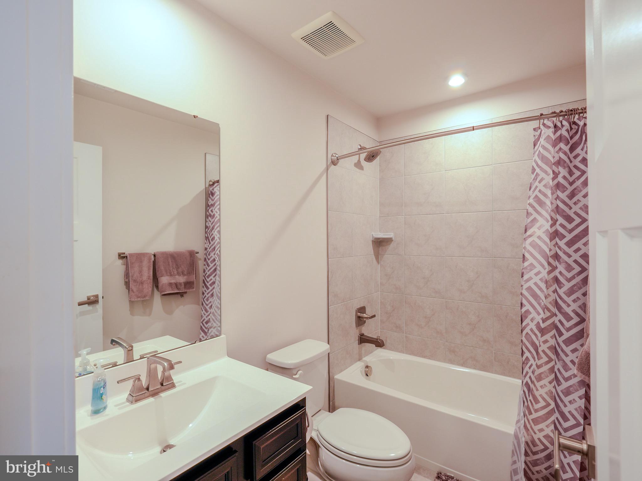 SUMMERFIELD AT MORGAN ST - Residential Lease