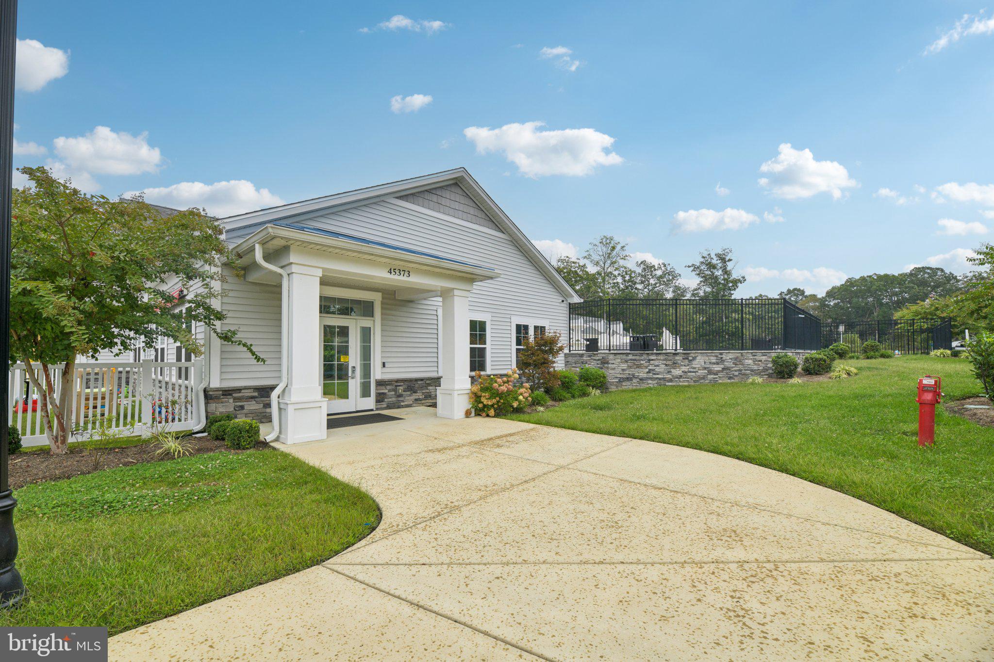 WOODS OF MYRTLE POINT - Residential