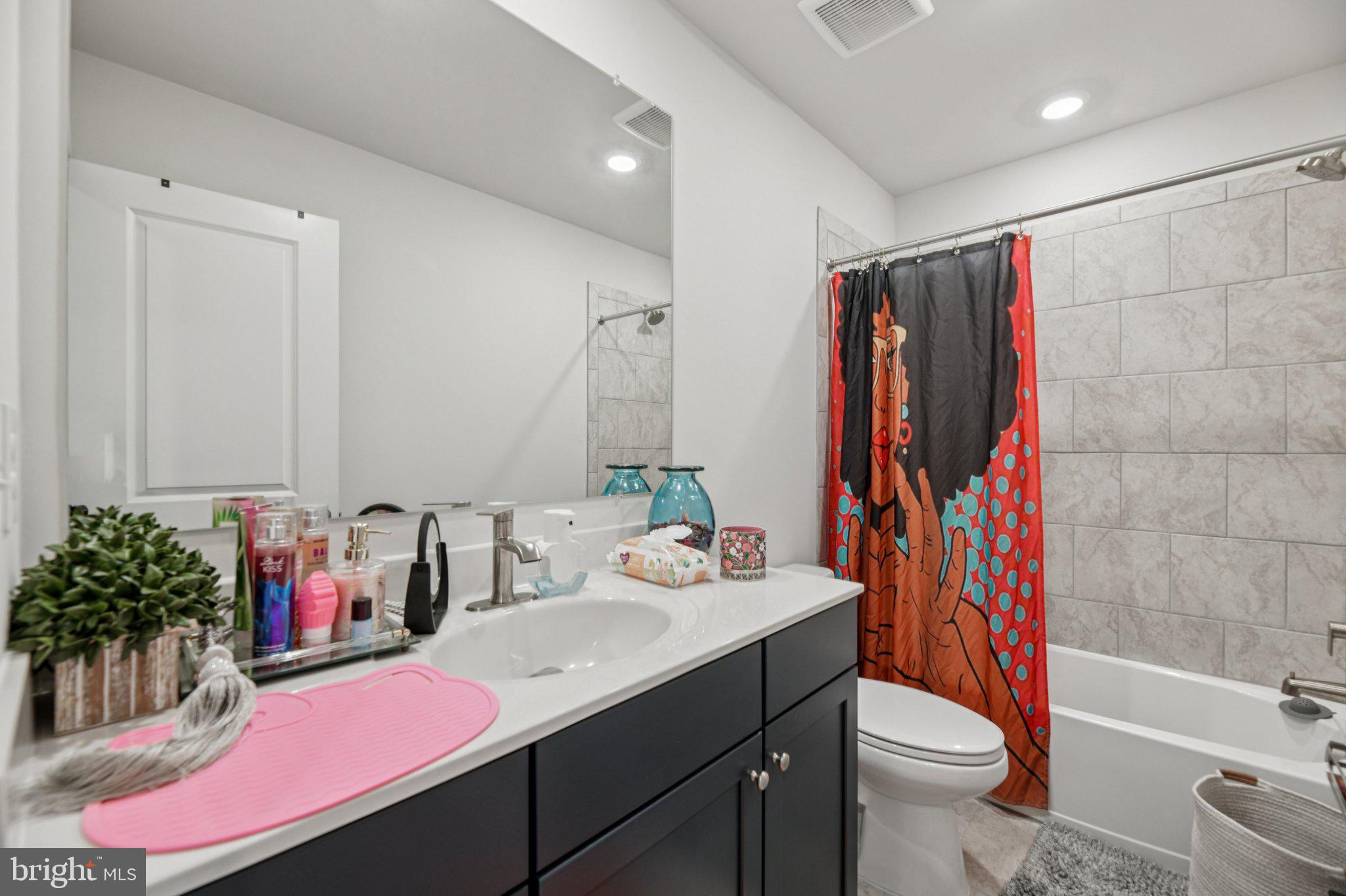 WOODS OF MYRTLE POINT - Residential