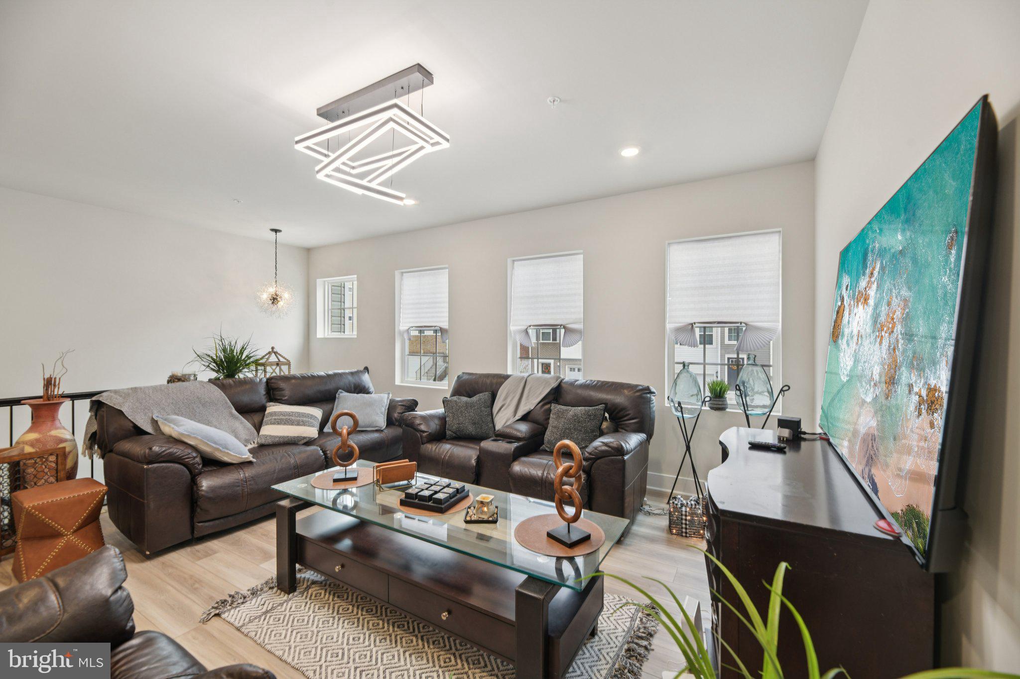 WOODS OF MYRTLE POINT - Residential