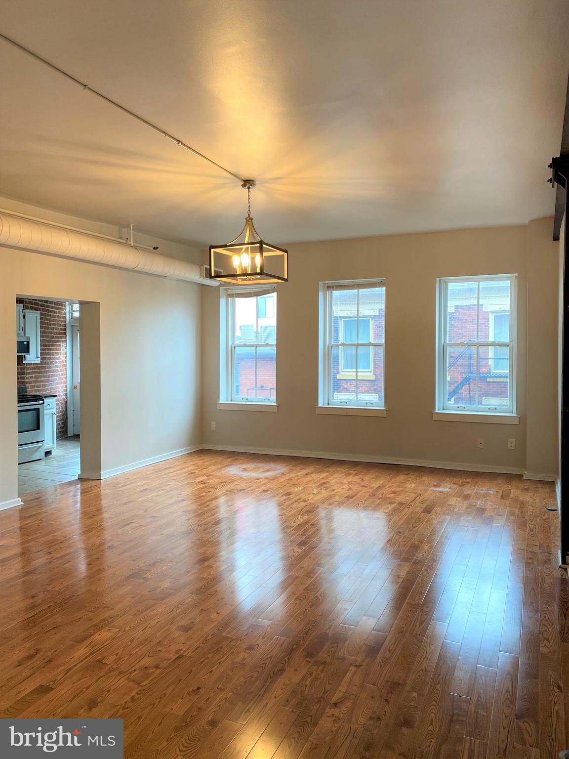 OLD CITY - Residential Lease