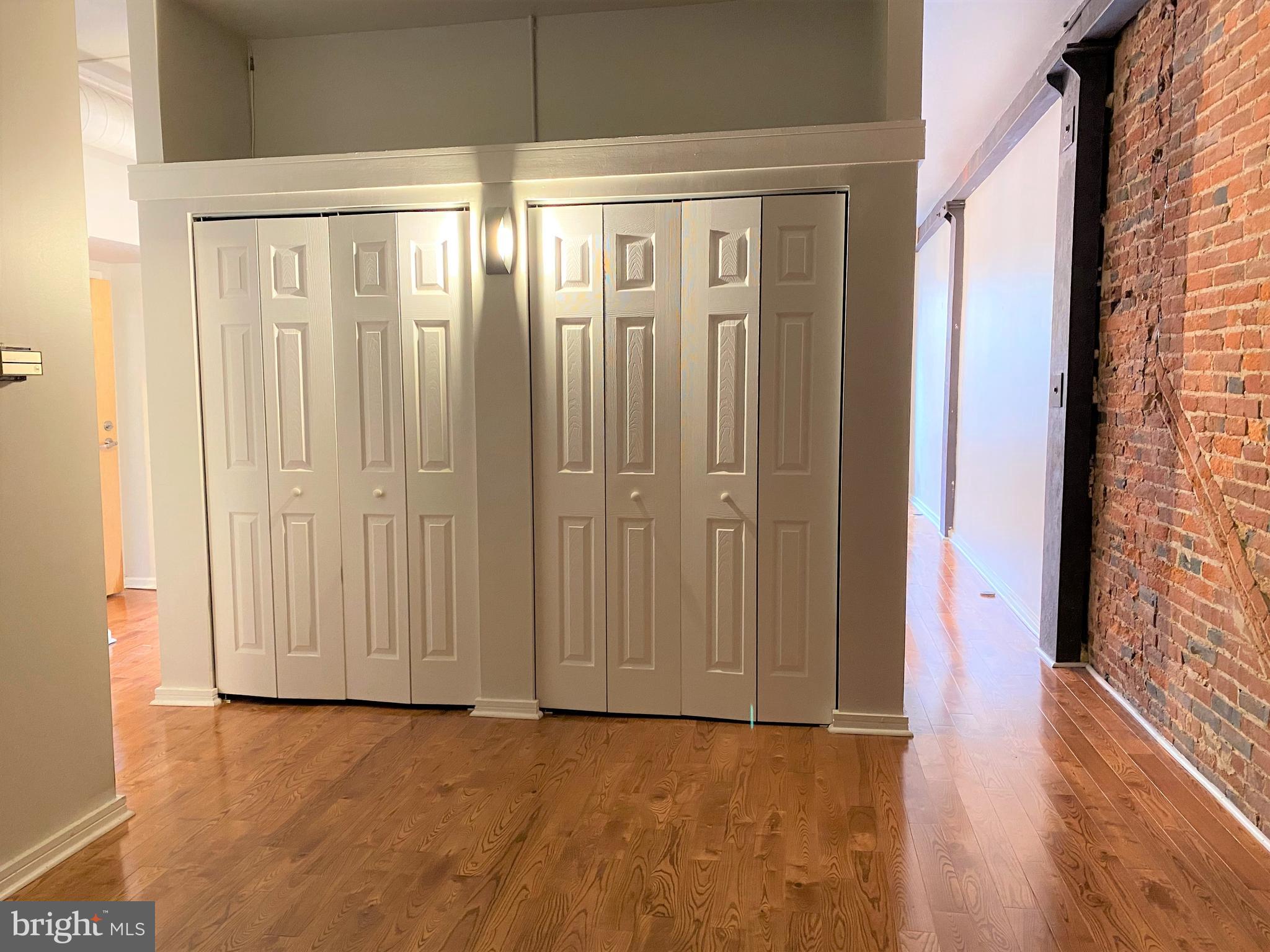 OLD CITY - Residential Lease