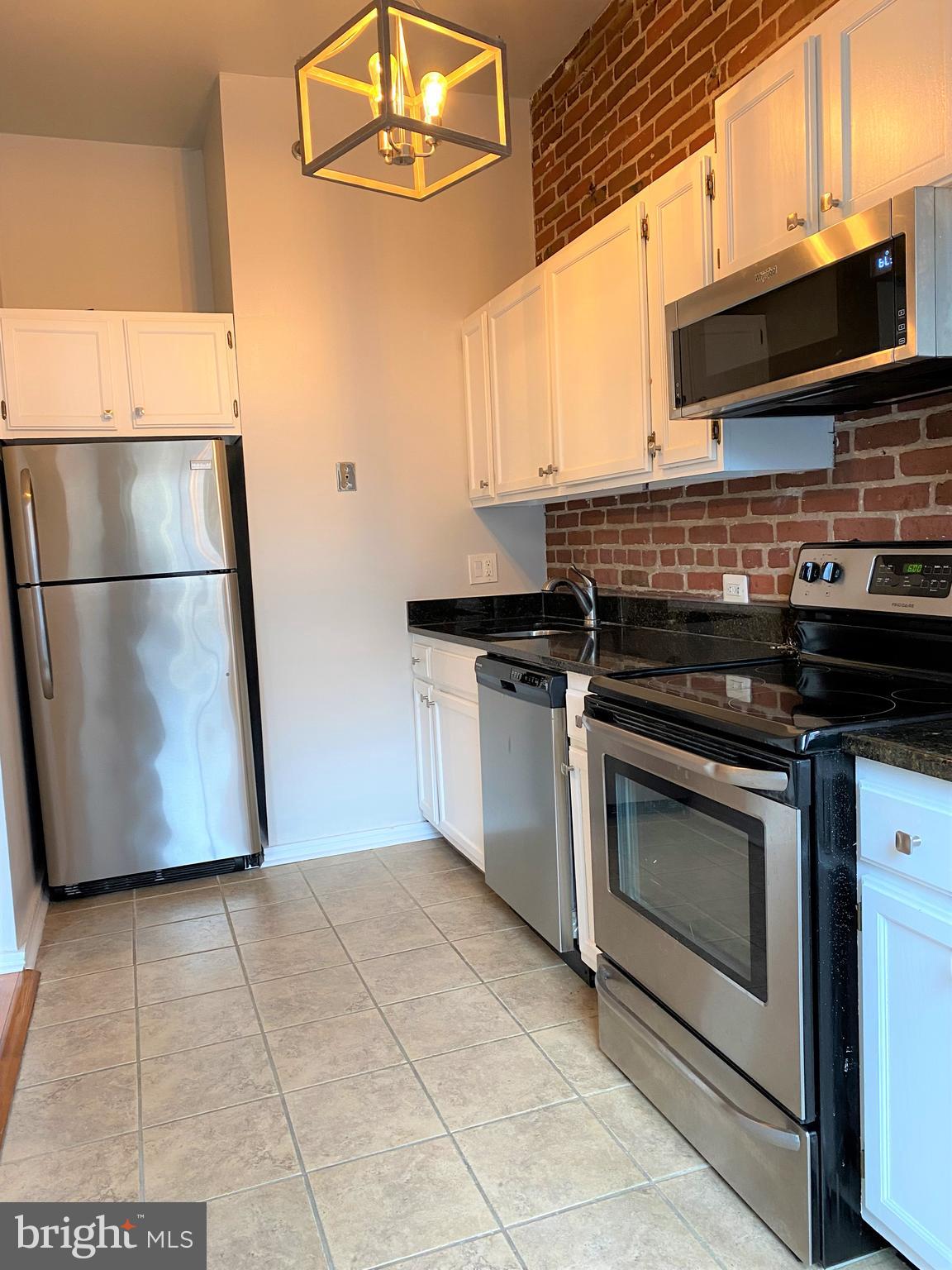 OLD CITY - Residential Lease