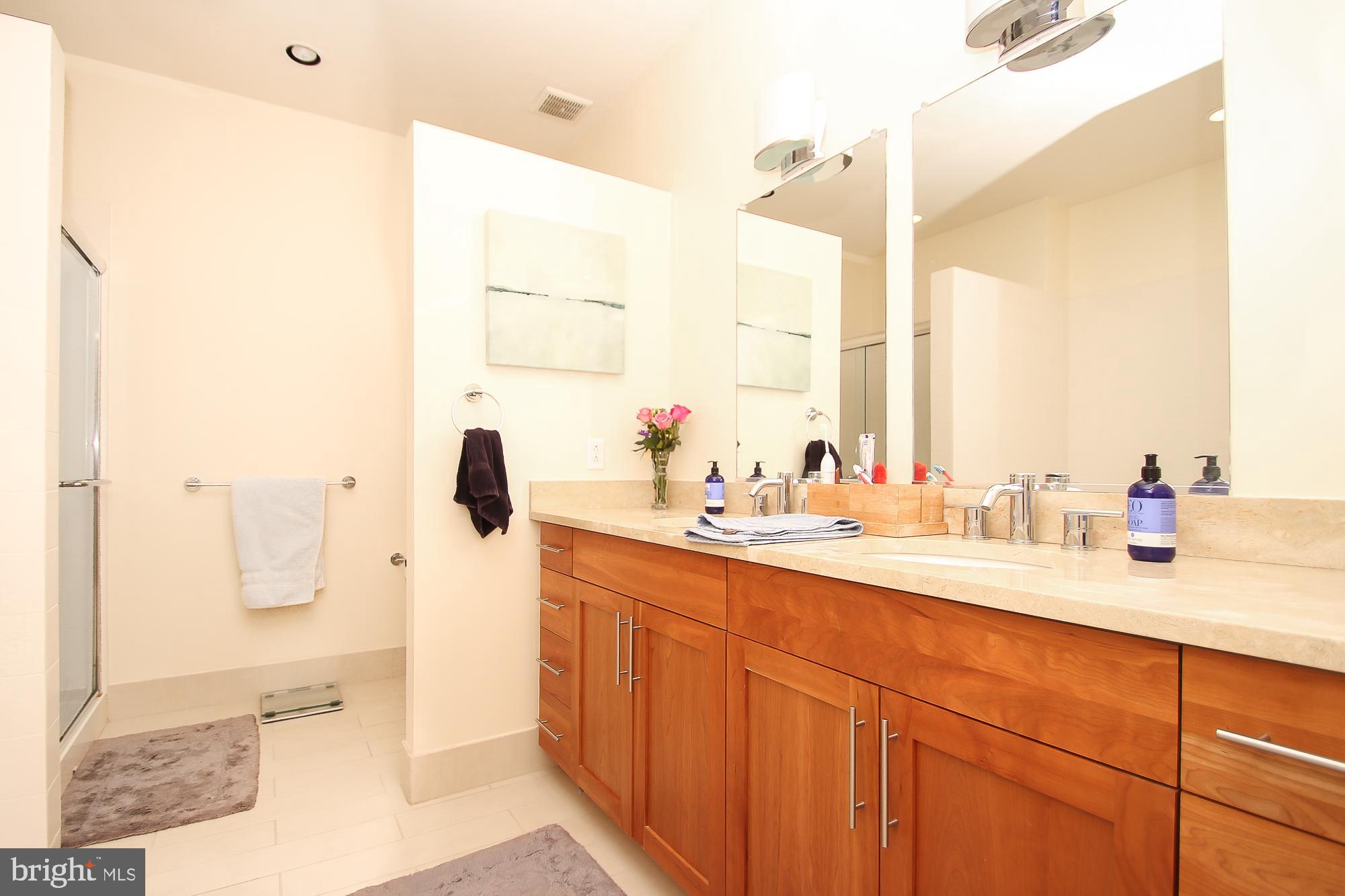 LOCUST POINT - Residential Lease