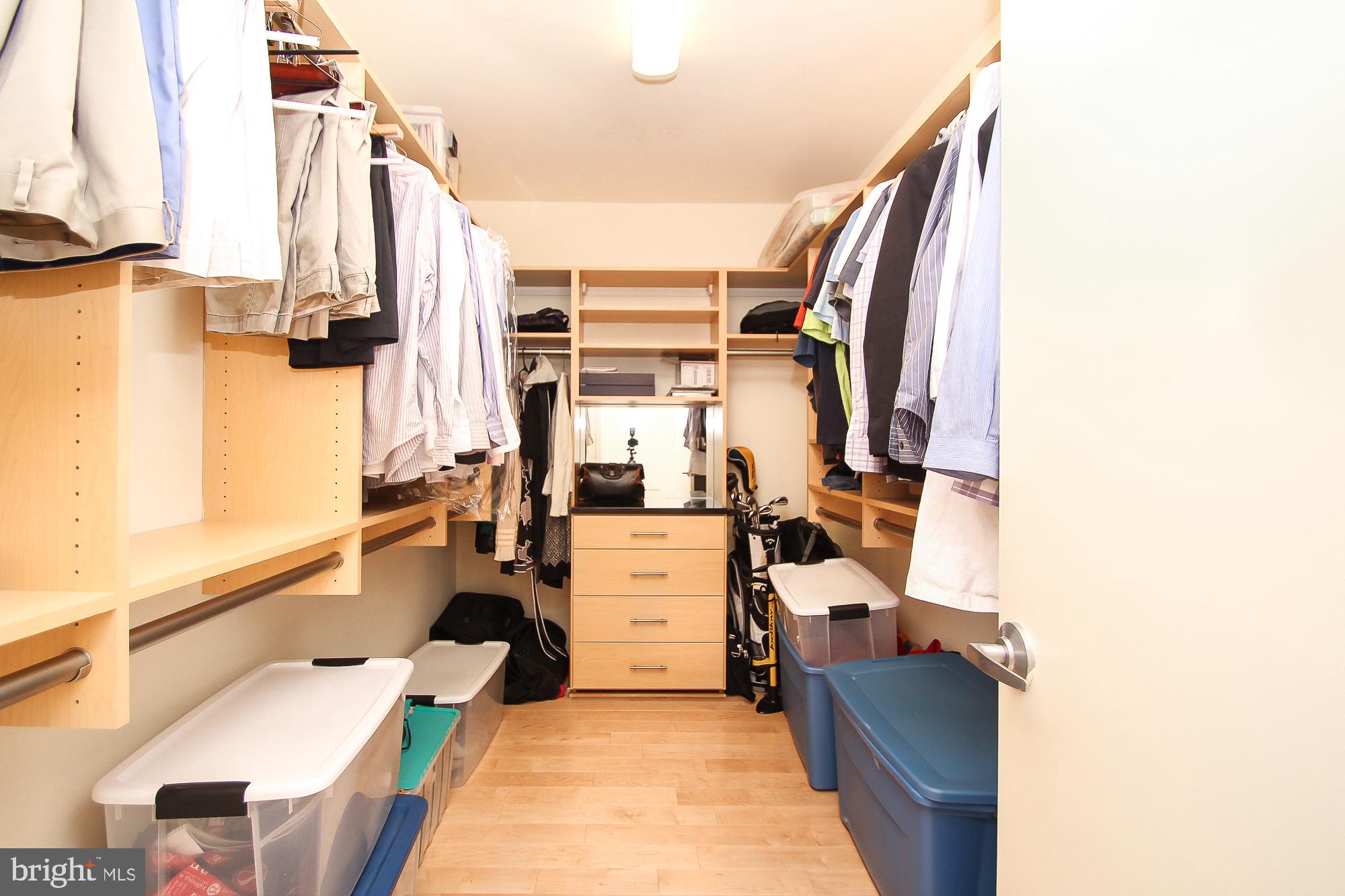 LOCUST POINT - Residential Lease