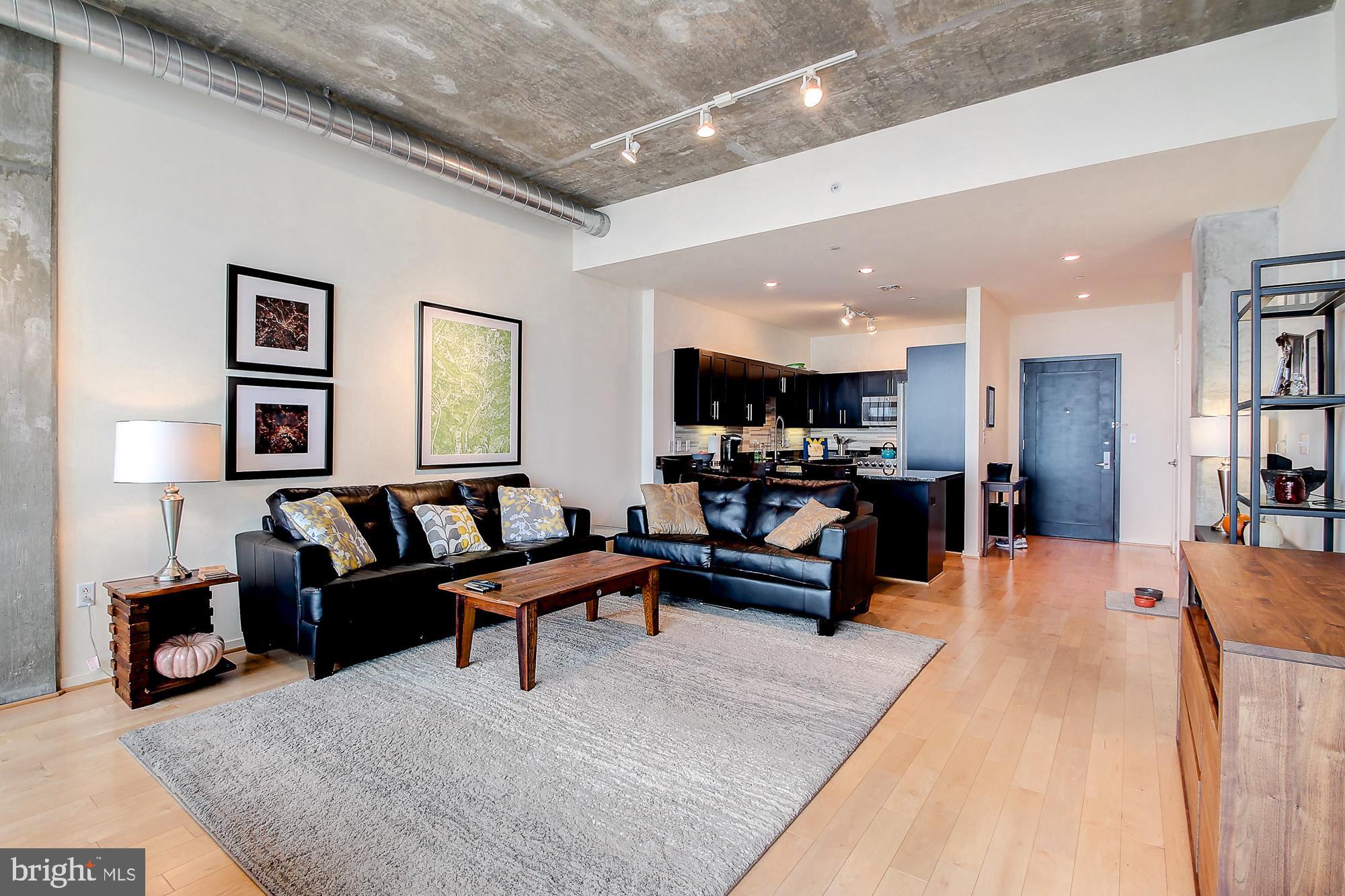 LOCUST POINT - Residential Lease