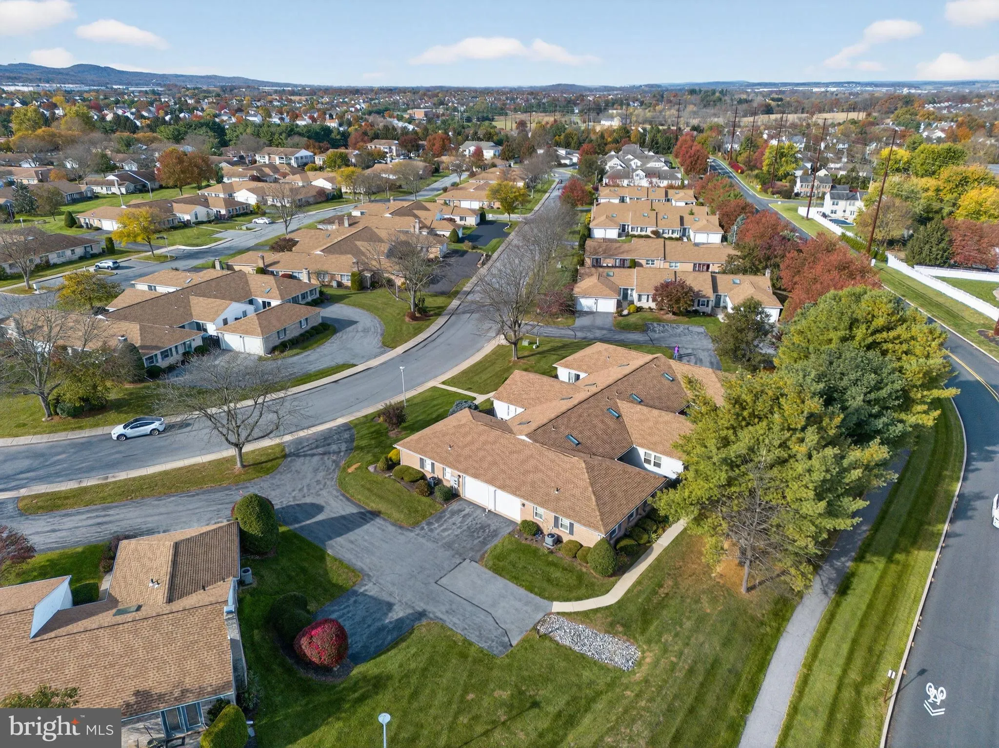 Macungie, Pennsylvania 18062, United States, 2 Bedrooms Bedrooms, ,2 BathroomsBathrooms,Residential,Pending,253025