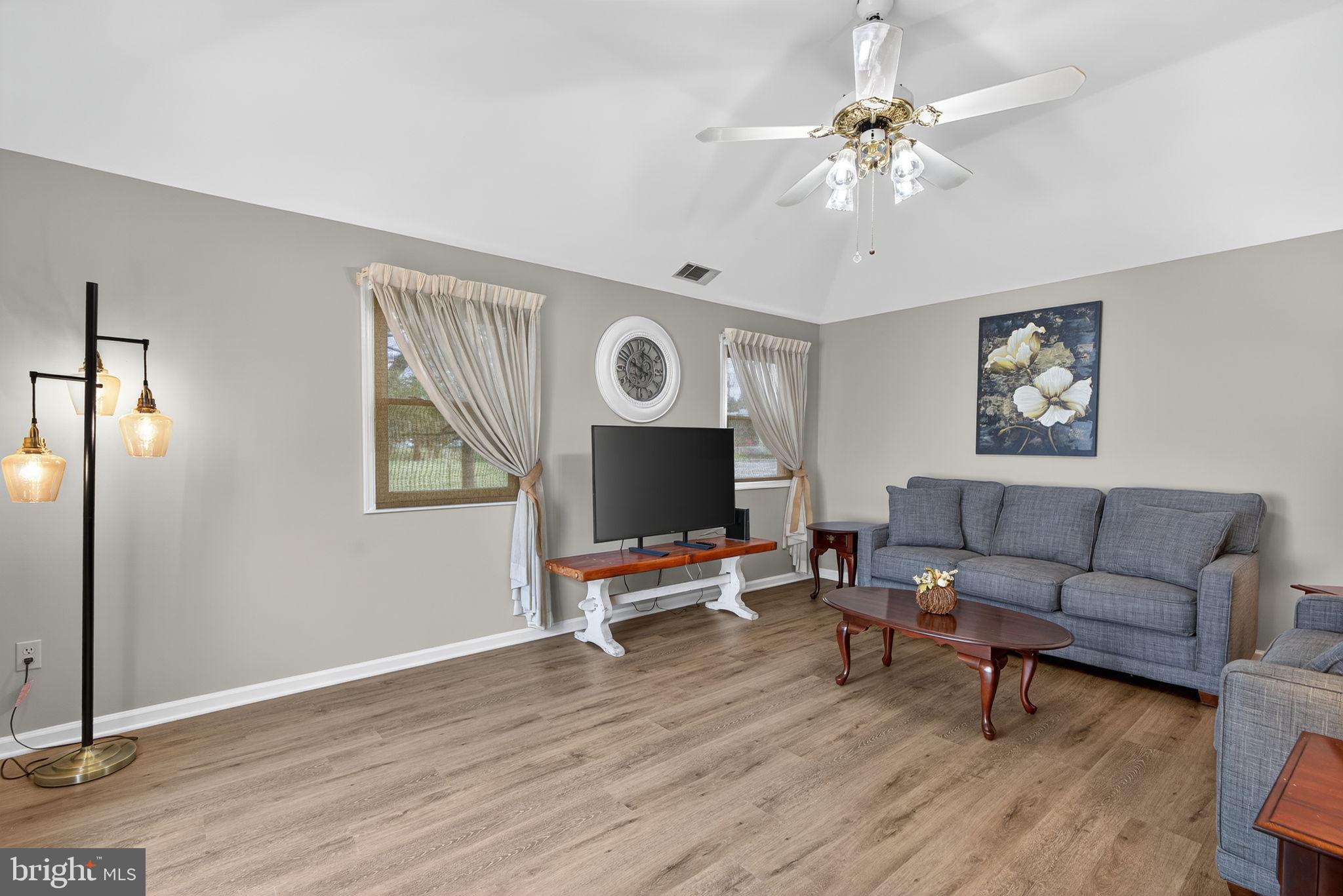 FAIRWAYS AT BROOKSID - Residential