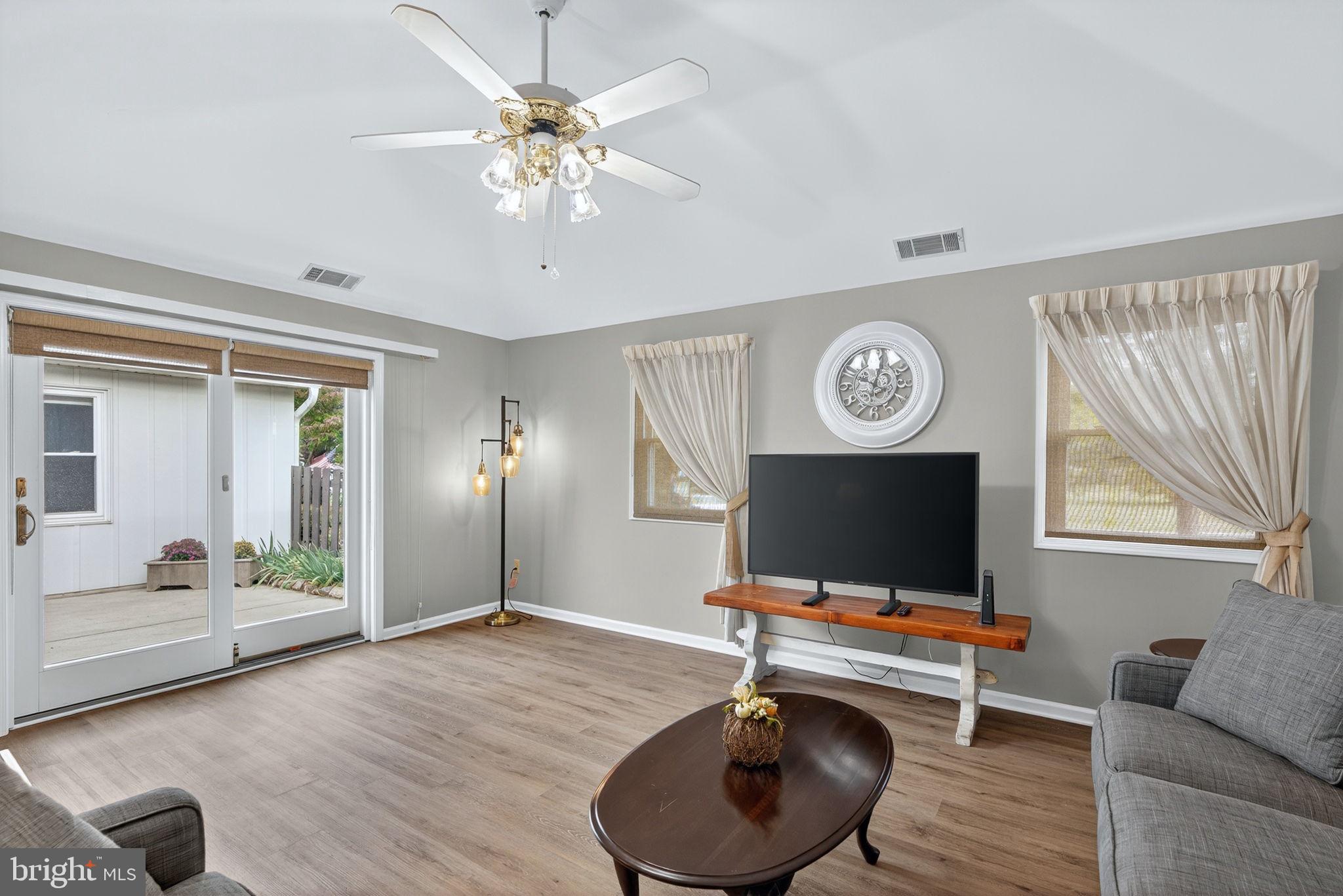 FAIRWAYS AT BROOKSID - Residential