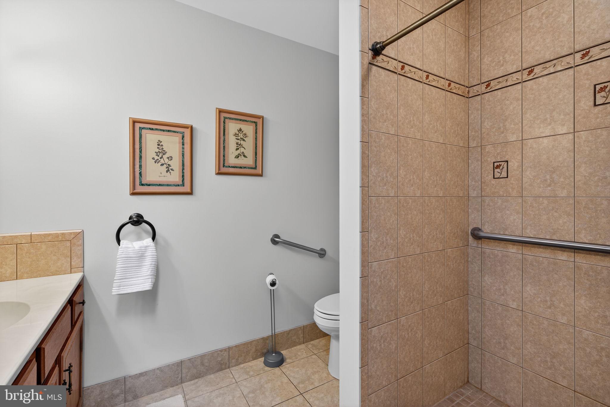 FAIRWAYS AT BROOKSID - Residential