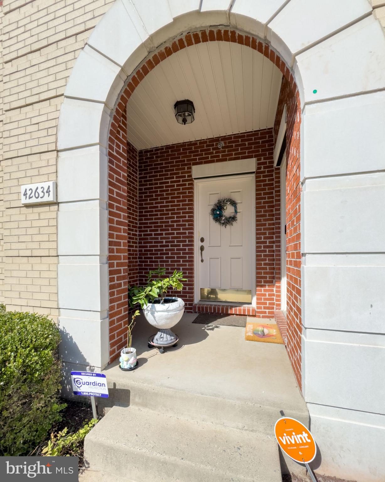 RESIDENCES AT BRAMBLETON - Residential