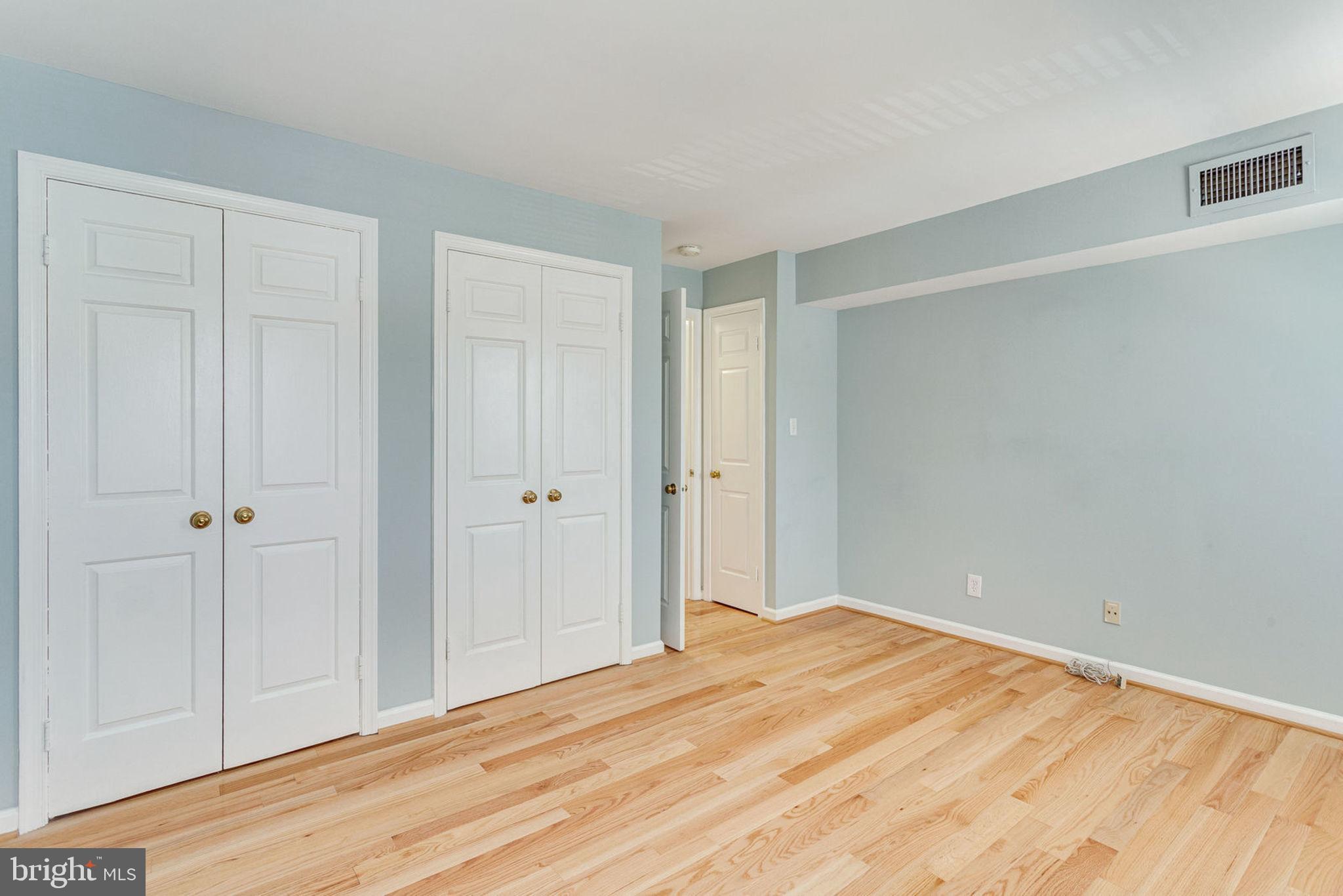 HARBOR TERRACE - Residential