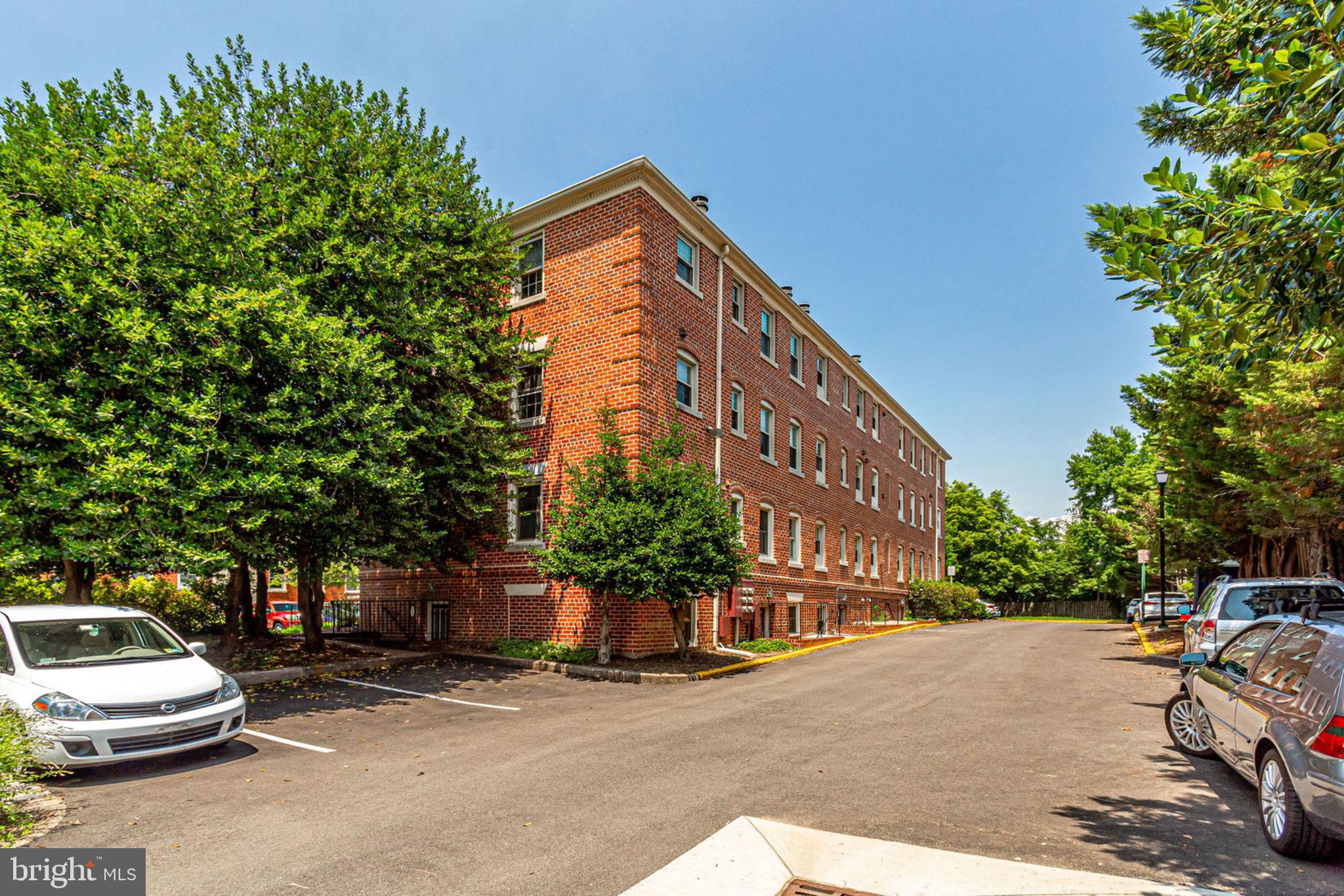HARBOR TERRACE - Residential